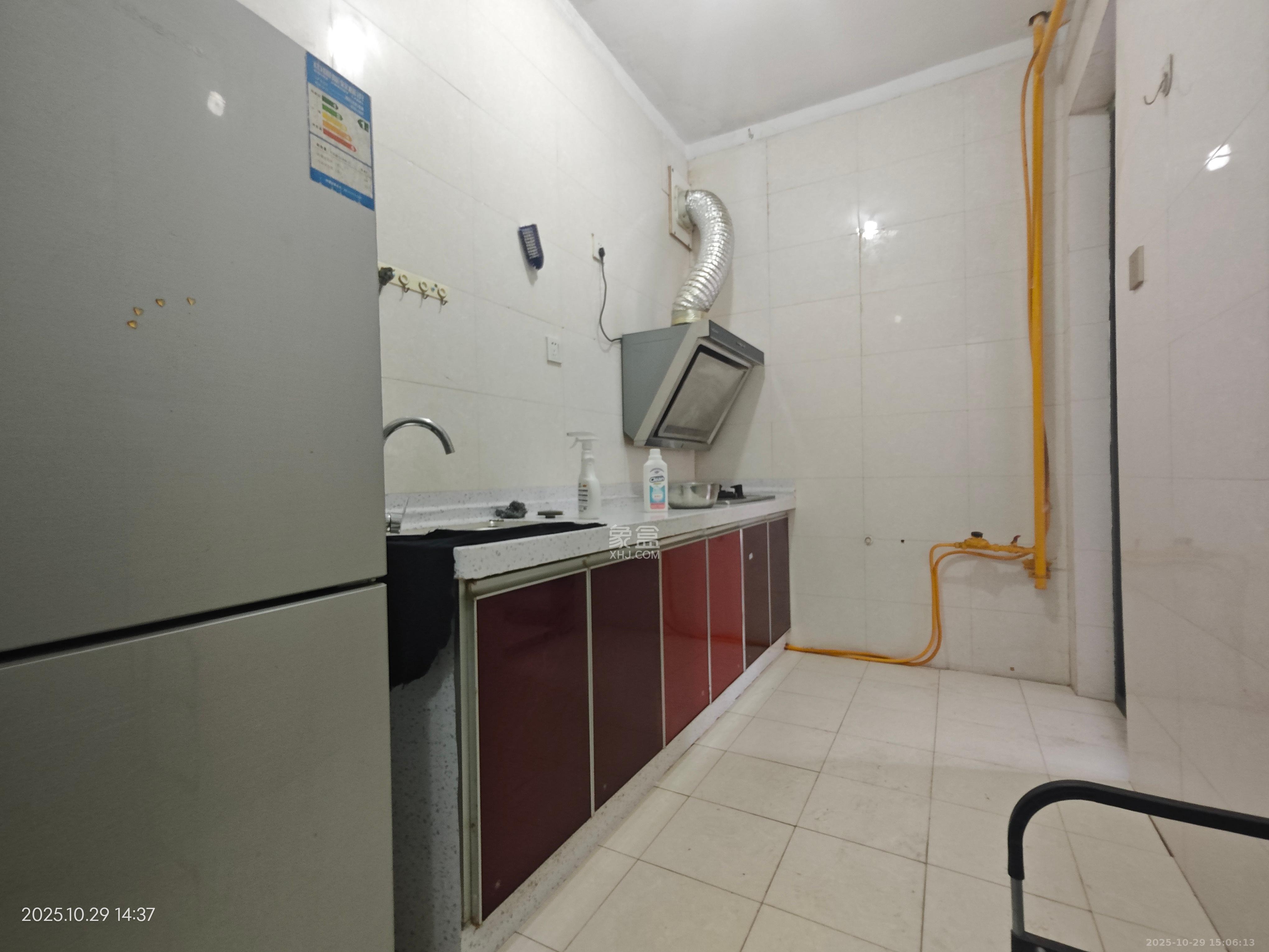 深业睿城  1室1厅1卫    1450.0元/月 深业睿城  1室1厅1卫    1450.0元/月室内图