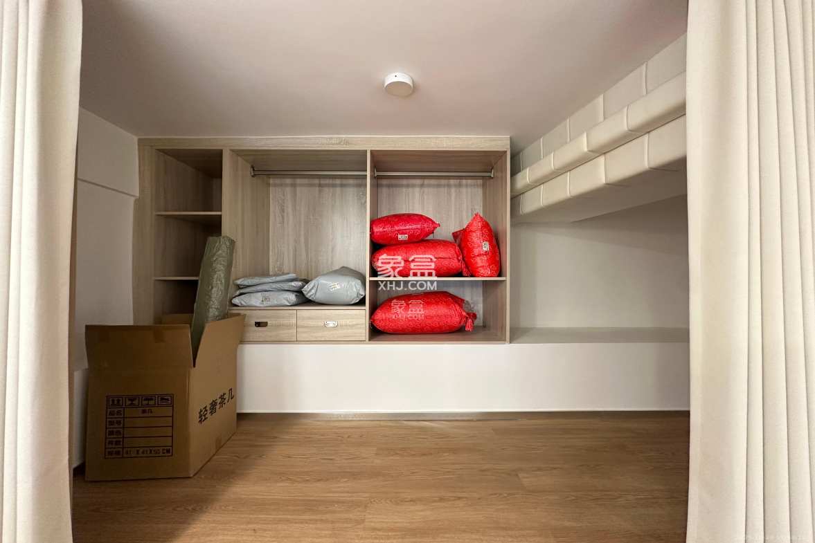 圆泰长沙印 1室1厅1卫 3500.0元/月 圆泰长沙印 1室1厅1卫 3500.0元/月室内图