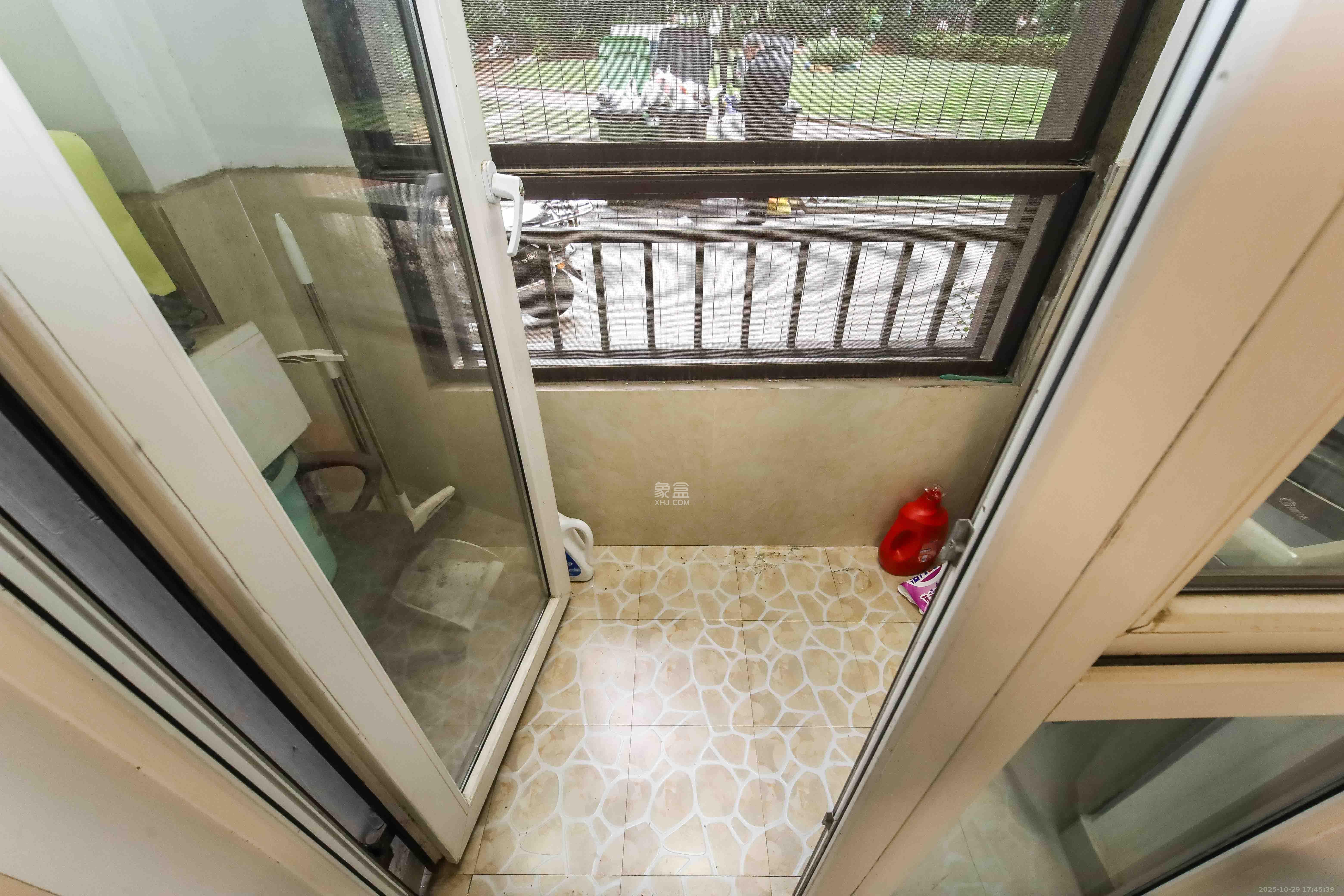 金地格林公馆  3室2厅2卫    110.0万 金地格林公馆  3室2厅2卫    110.0万阳台