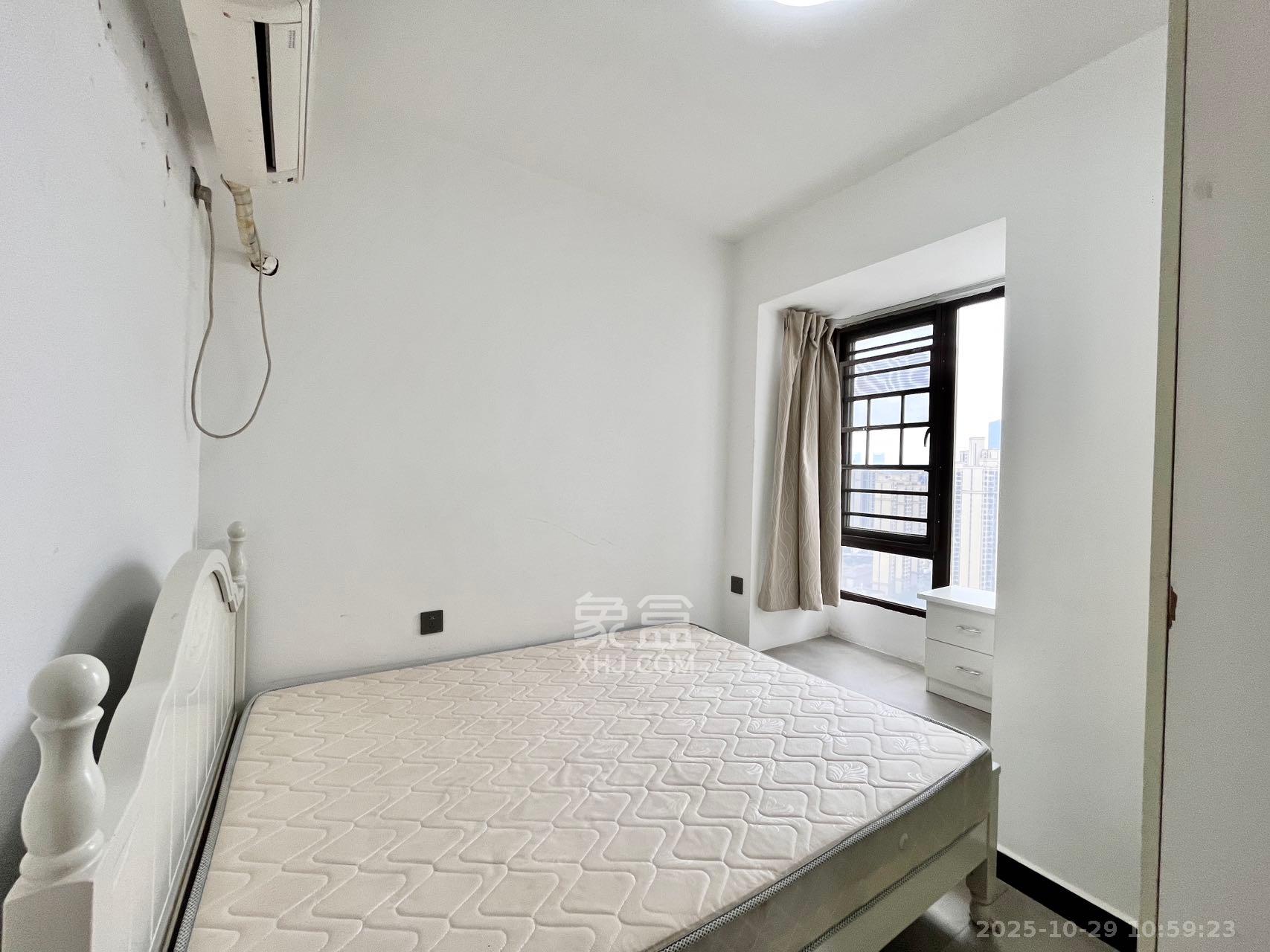 中国铁建梅溪青秀三期  3室2厅2卫    2800.0元/月 中国铁建梅溪青秀三期  3室2厅2卫    2800.0元/月室内图