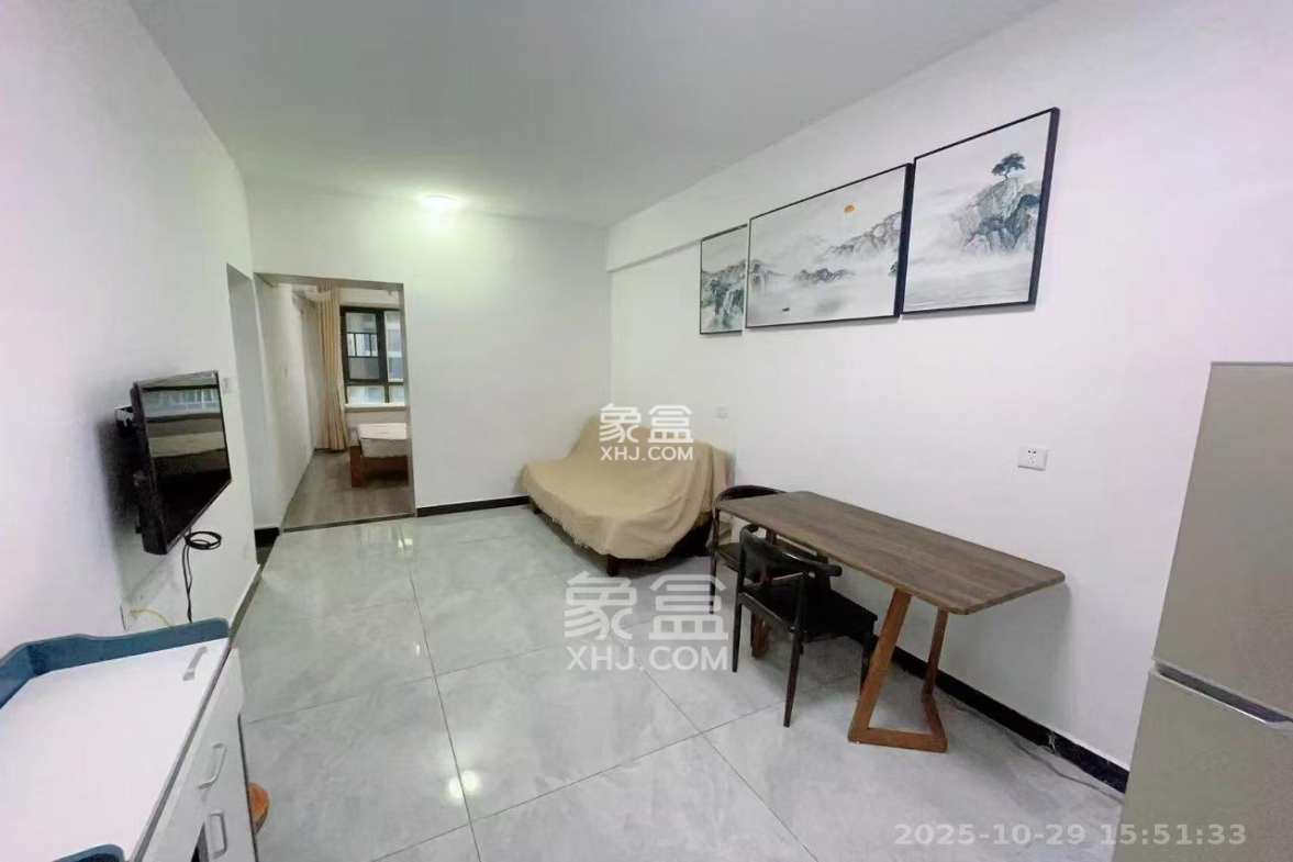 里约荟  1室1厅1卫    2000.0元/月 里约荟  1室1厅1卫    2000.0元/月室内图