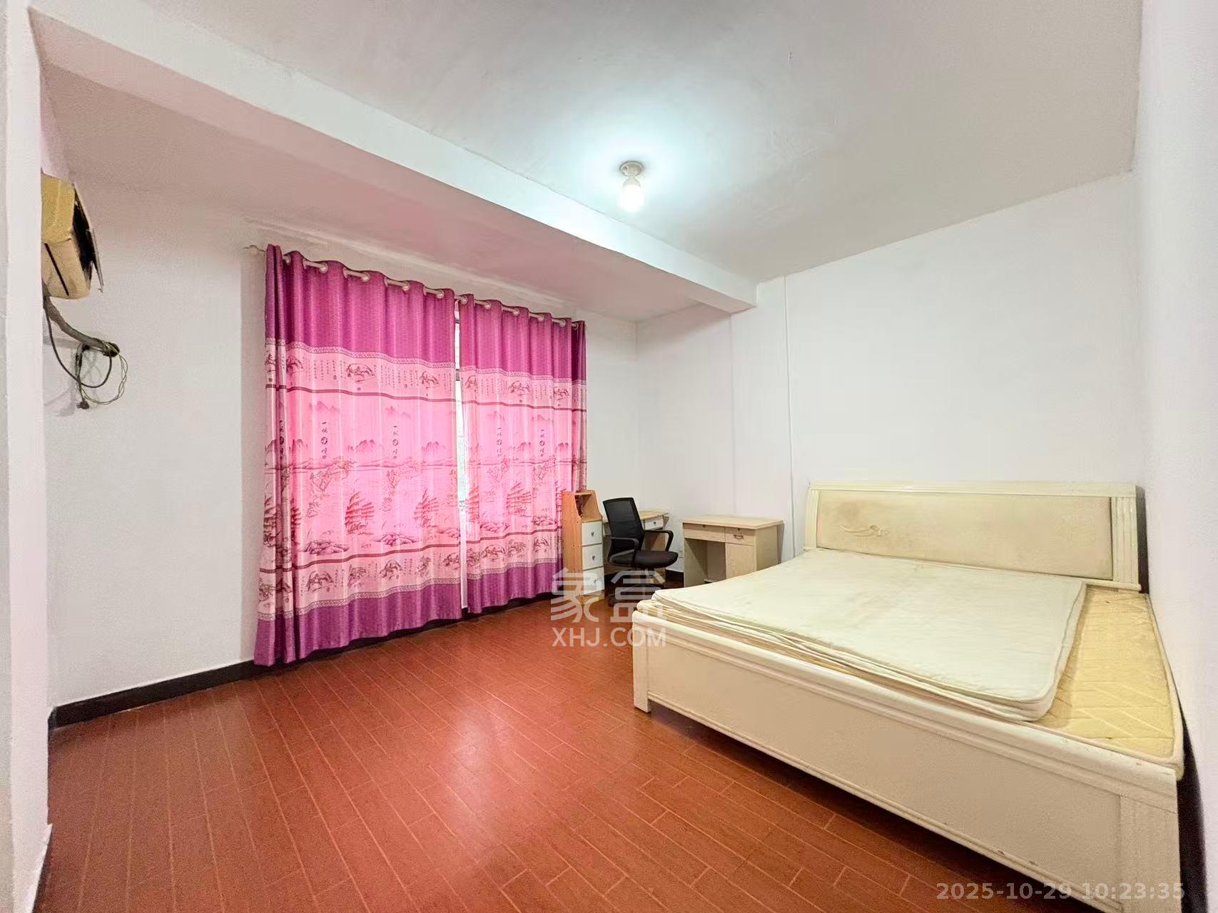 星沙国际物流园/泉星社区  3室2厅2卫    1200.0元/月 星沙国际物流园/泉星社区  3室2厅2卫    1200.0元/月室内图