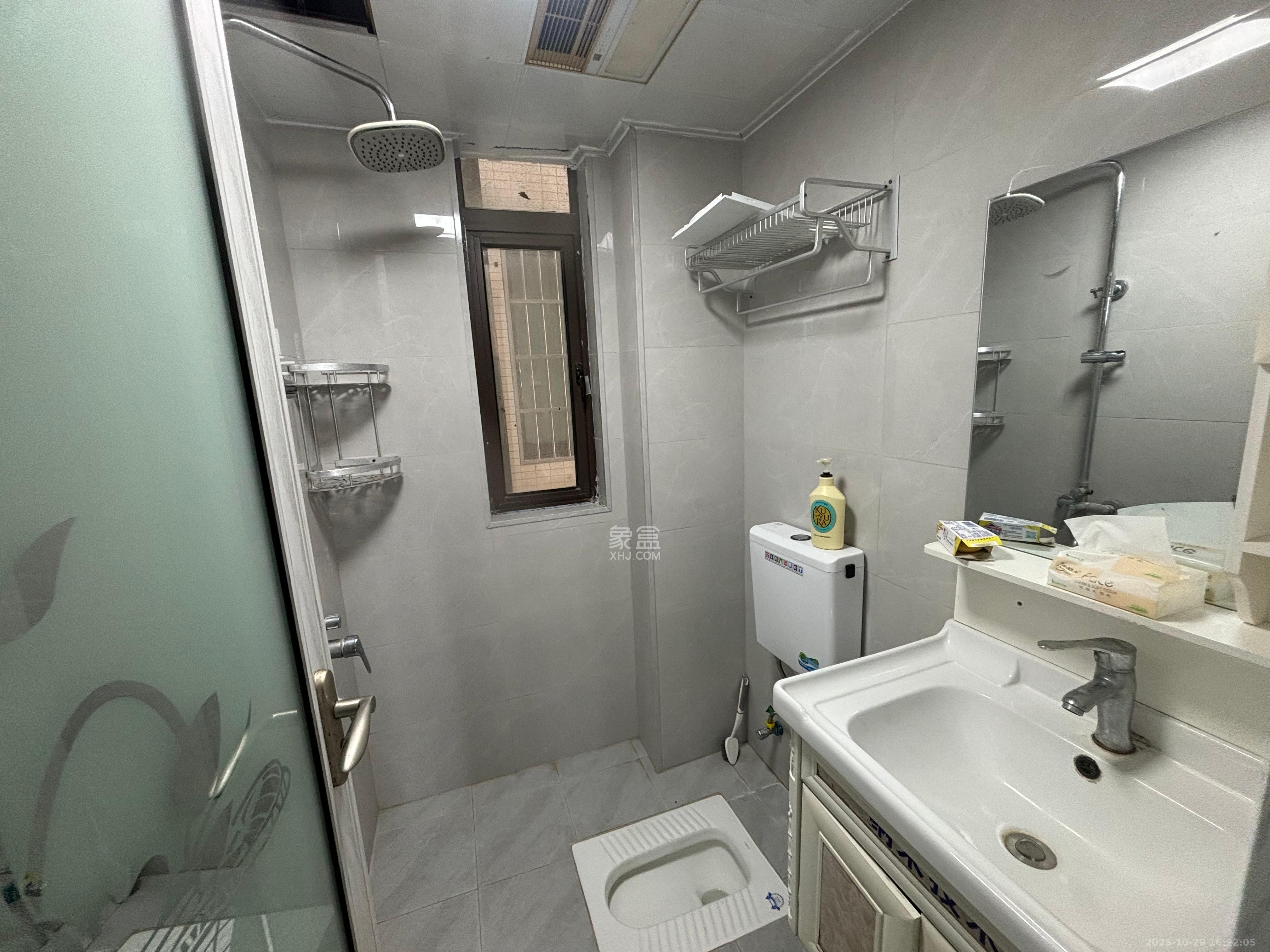 乐尚城  2室2厅1卫    2200.0元/月室内图