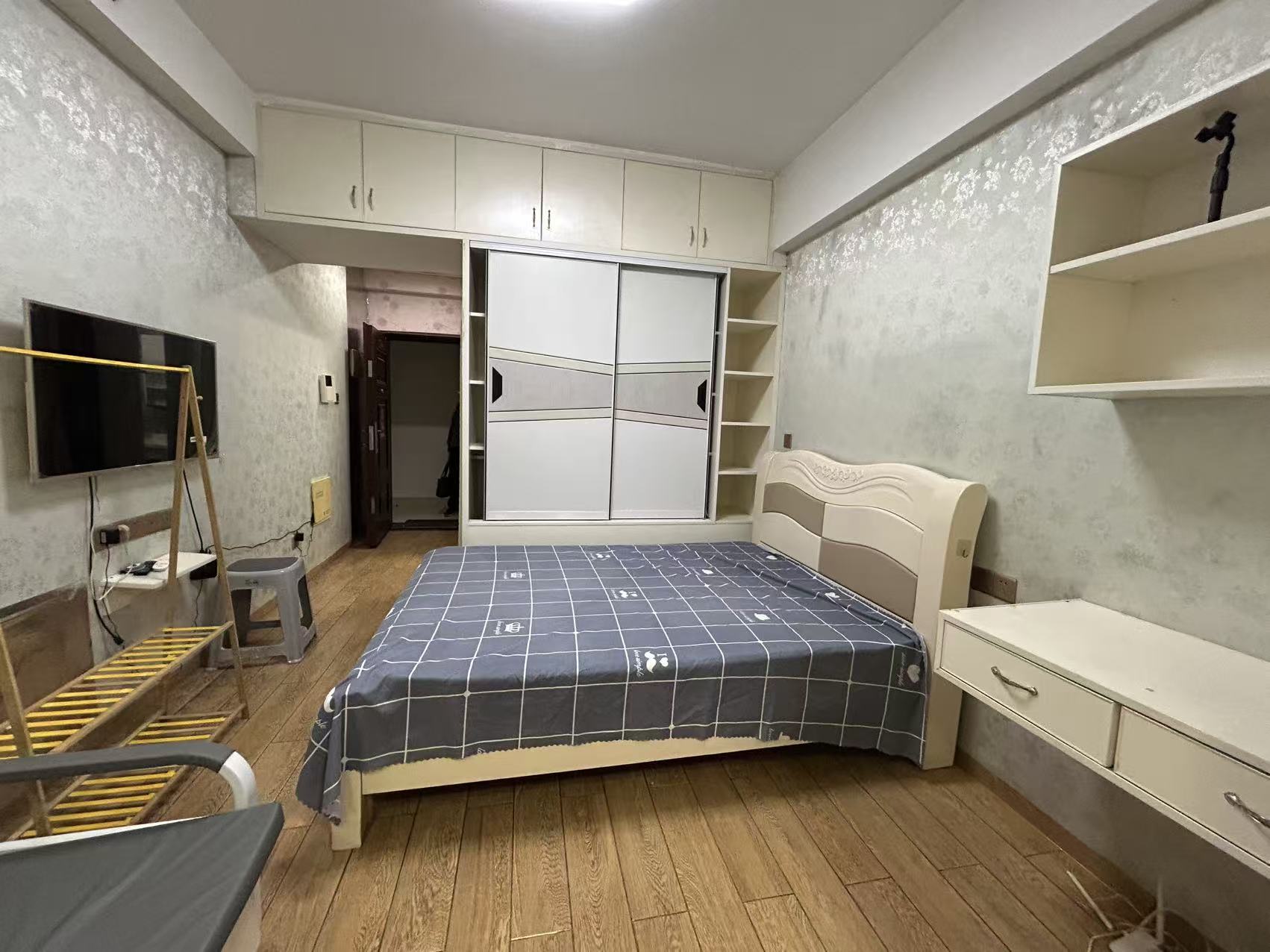 中建御山和苑  1室1厅1卫    16.0万室内图