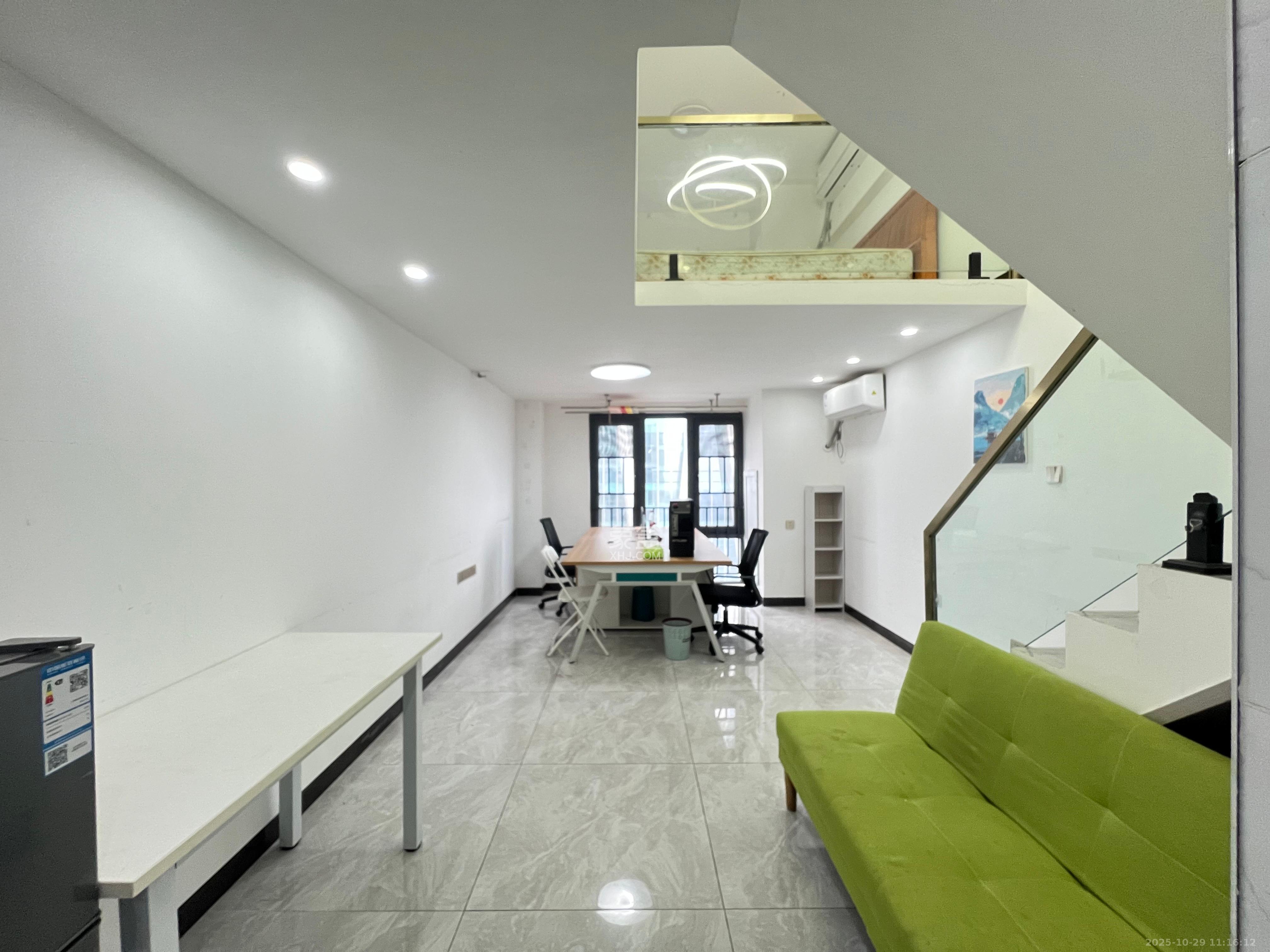 启迪协信中心  1室0厅0卫    2200.0元/月 启迪协信中心  1室0厅0卫    2200.0元/月室内图