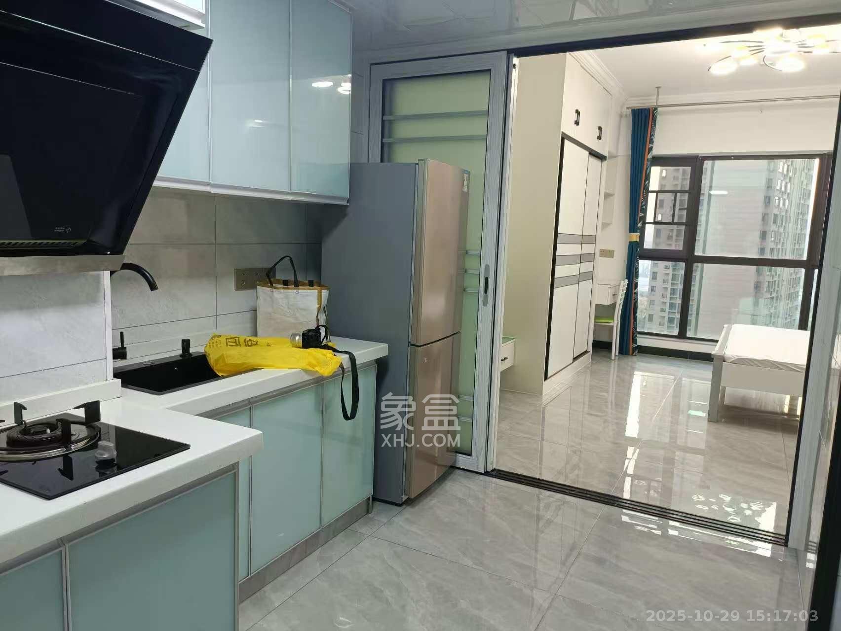 金科时代中心  1室1厅1卫    1400.0元/月室内图