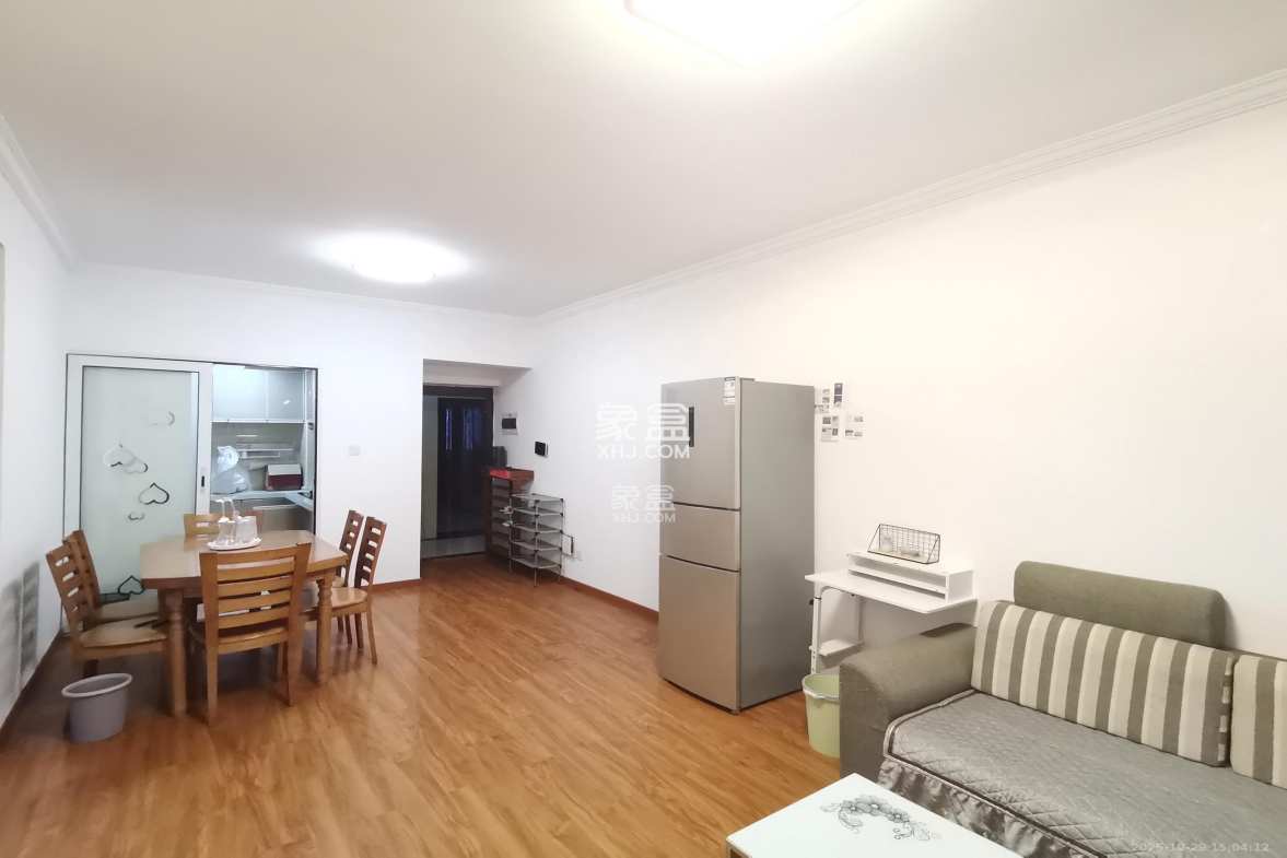 方略城市广场 3室2厅1卫 2000.0元/月 方略城市广场 3室2厅1卫 2000.0元/月室内图