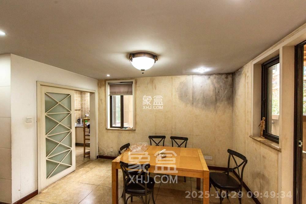 中城丽景香山园  5室2厅2卫    6000.0元/月室内图