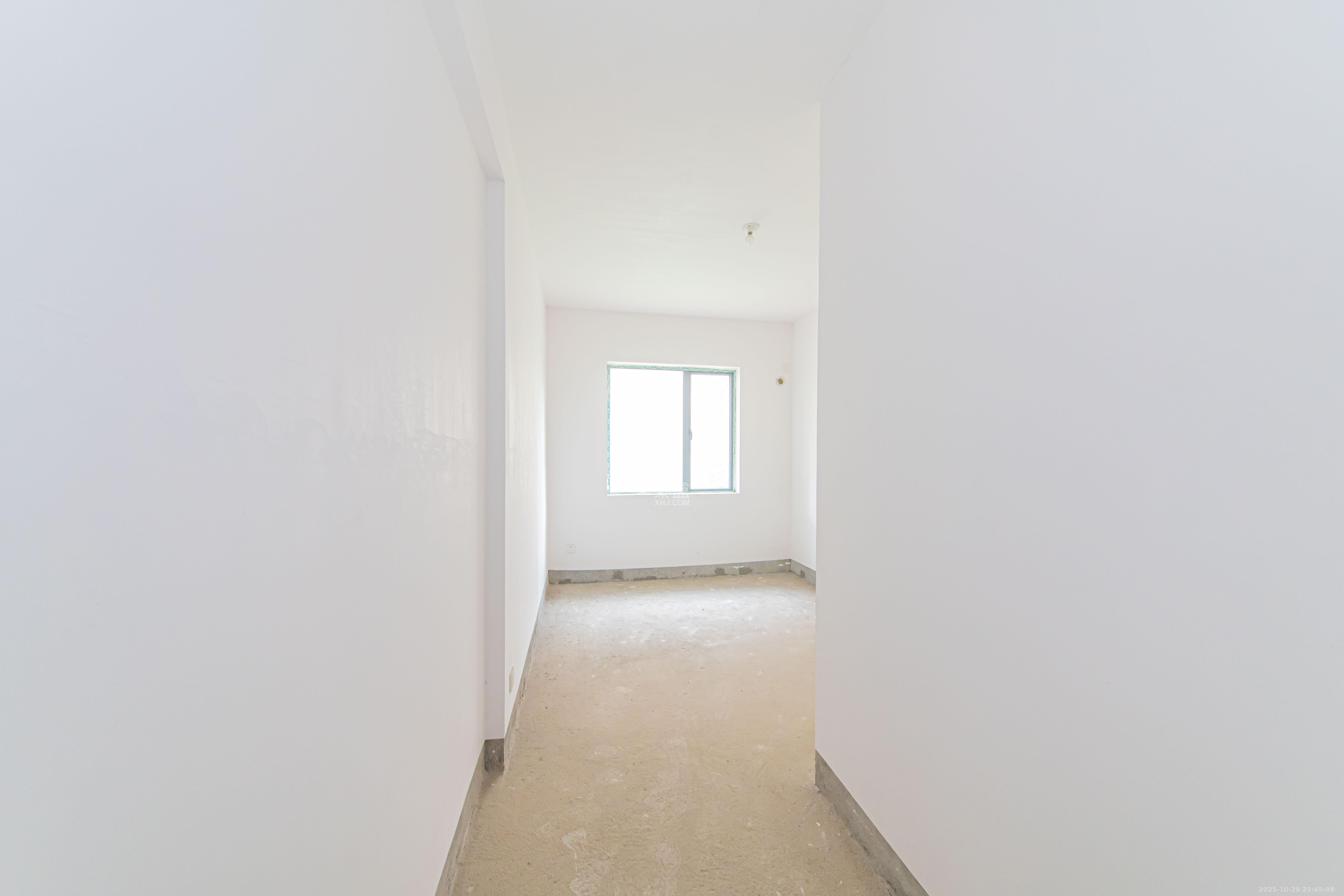 和美星城  4室2厅2卫    110.0万卧室