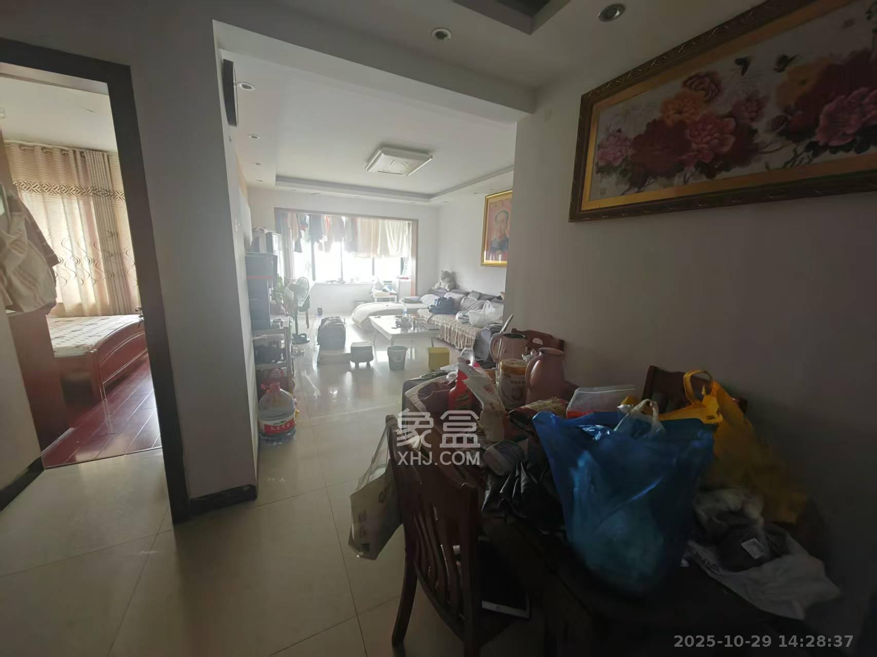 麓枫和苑  2室1厅1卫    2400.0元/月 麓枫和苑  2室1厅1卫    2400.0元/月室内图