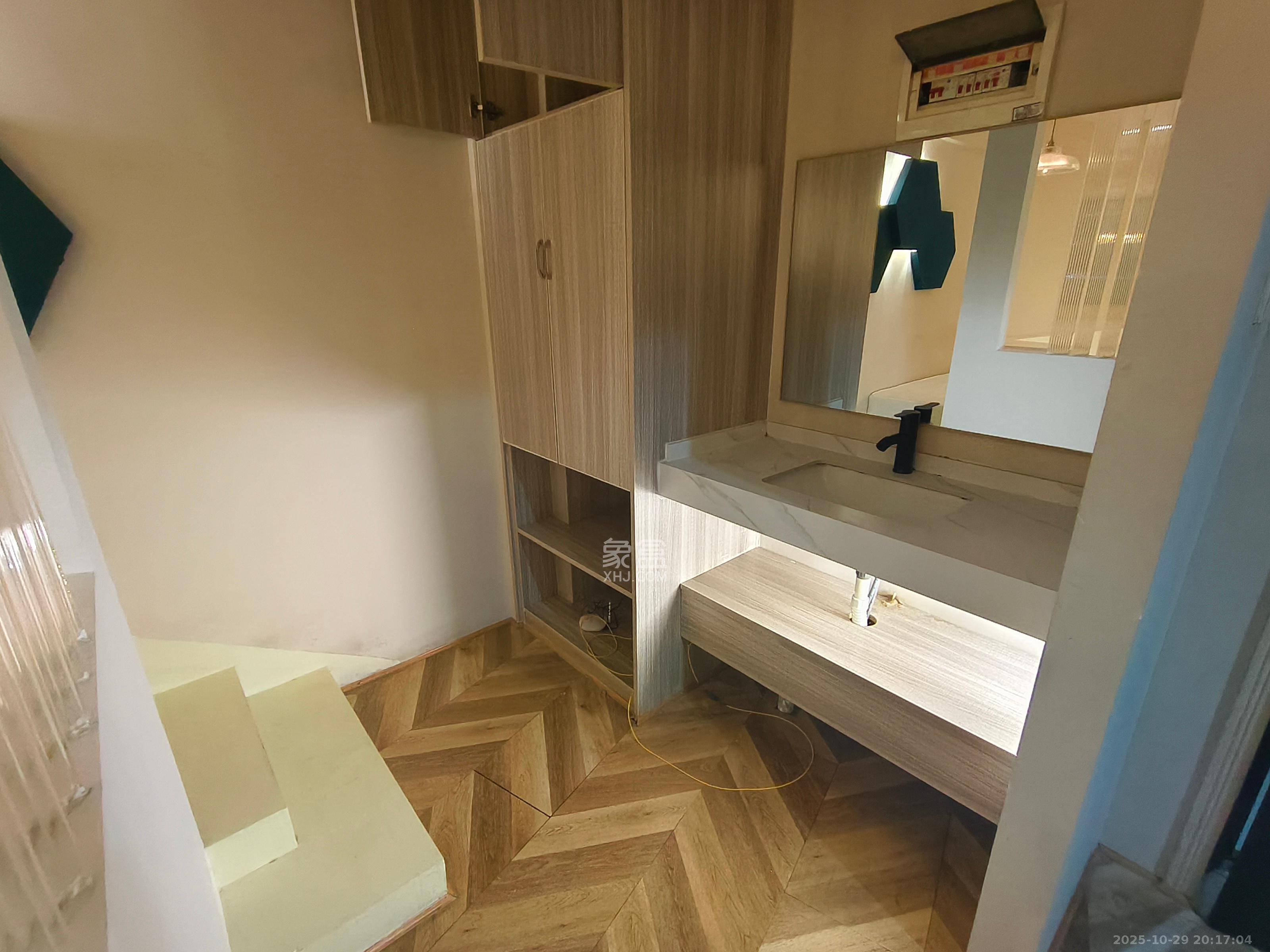 印象天心  1室1厅1卫    2200.0元/月室内图