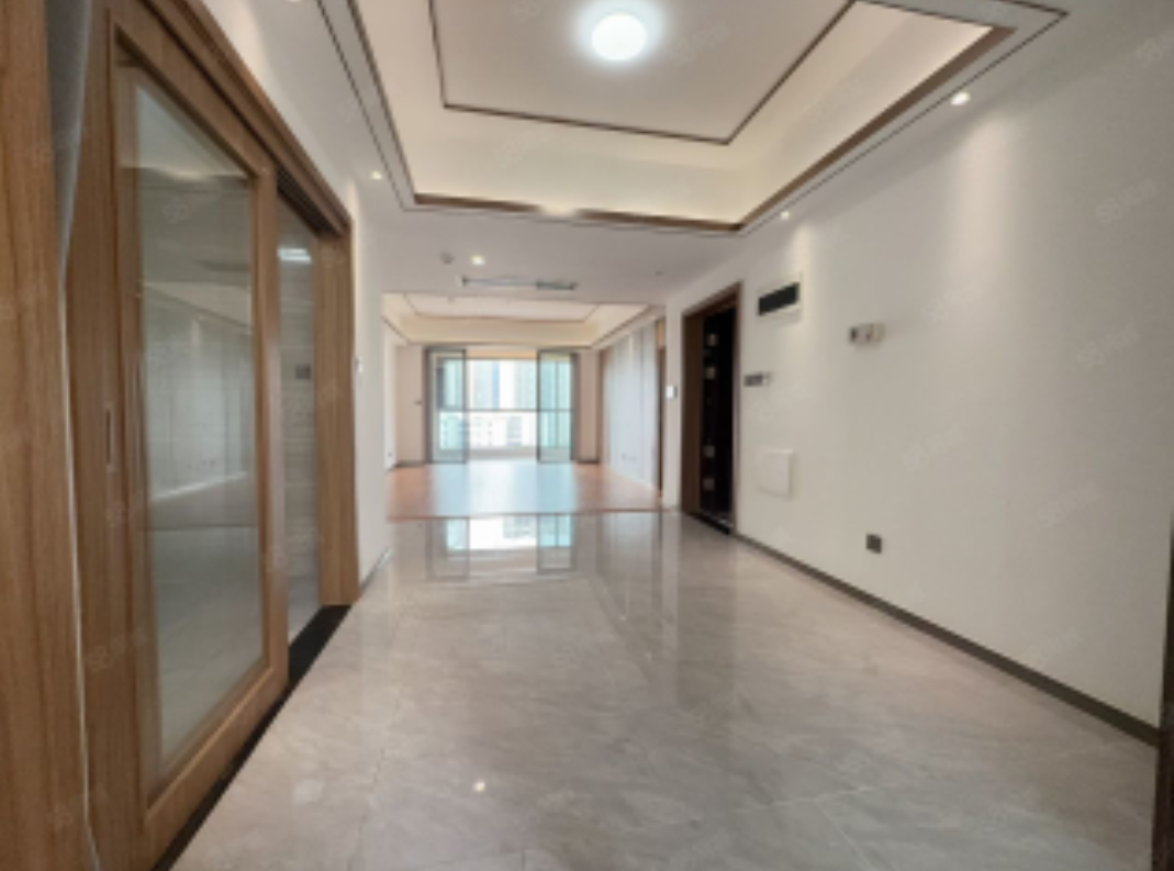 海航豪庭南苑  3室2厅2卫    5500.0元/月室内图