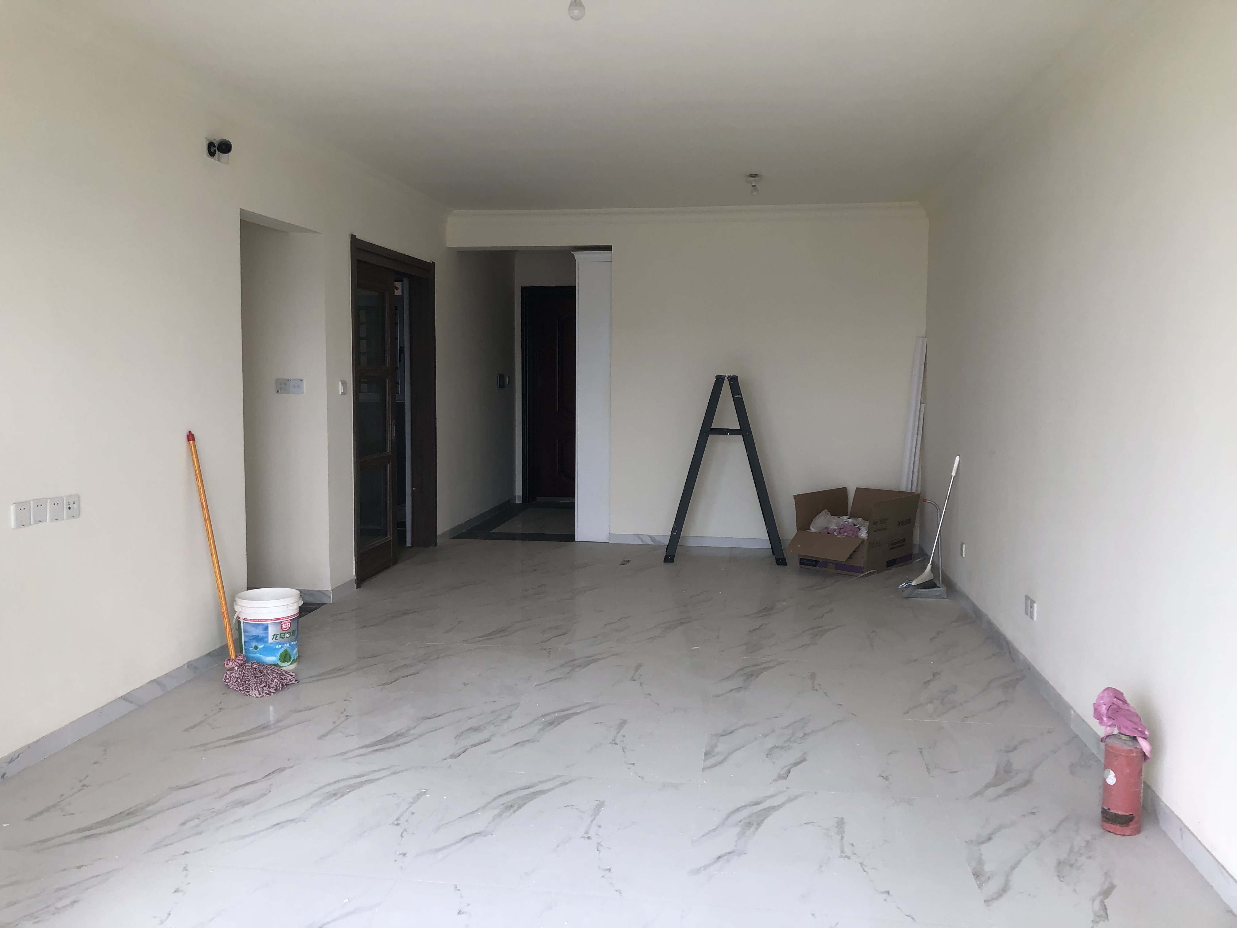 华耀碧桂园十里江湾天汇 3室2厅1卫 1500.0元/月 华耀碧桂园十里江湾天汇 3室2厅1卫 1500.0元/月室内图