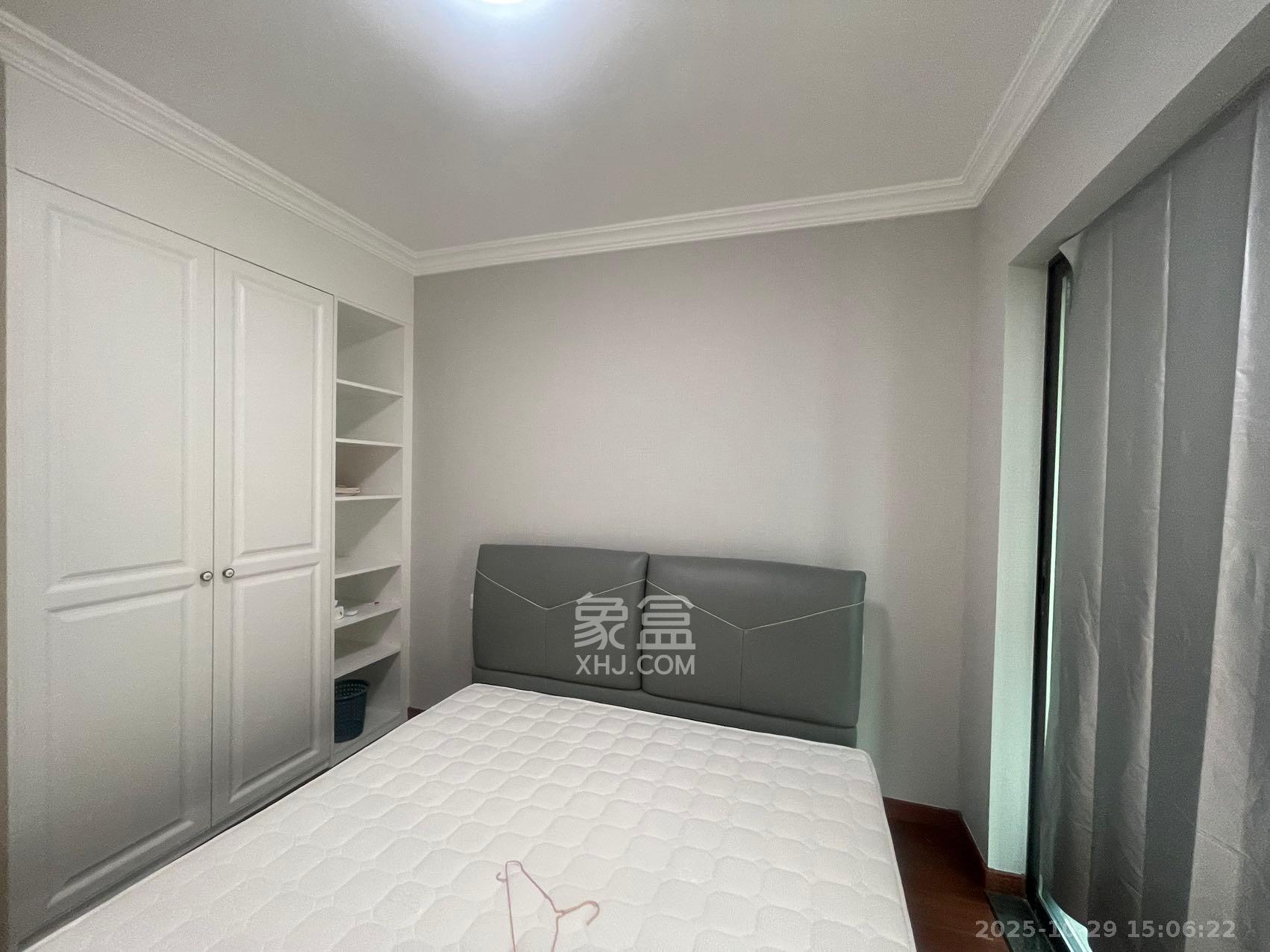 中海珑悦府  4室2厅2卫    3000.0元/月室内图