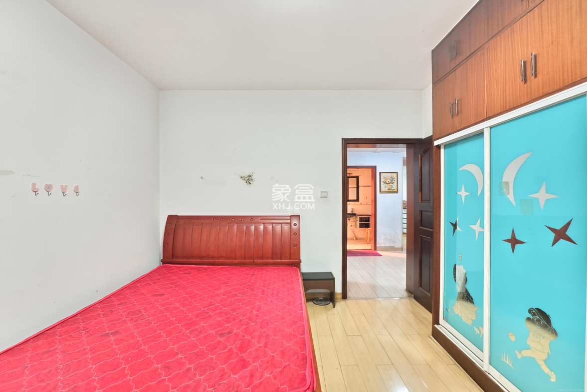 金色山庄  2室2厅1卫    2200.0元/月 金色山庄  2室2厅1卫    2200.0元/月室内图