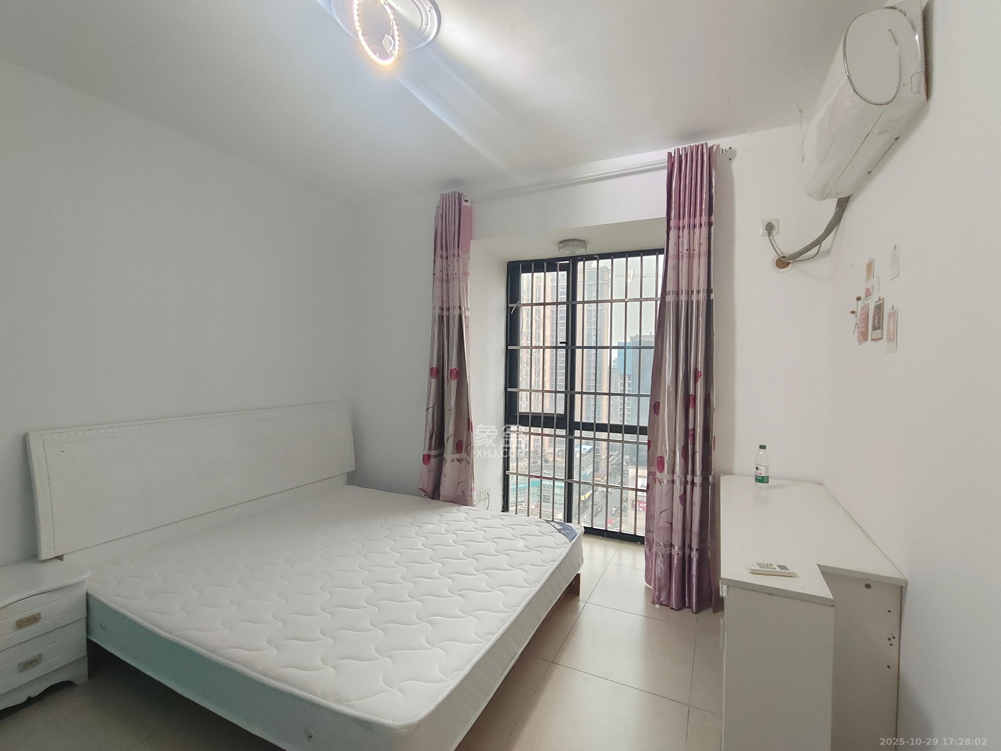 凯通国际城(凯通朝庭)  2室1厅1卫    2500.0元/月 凯通国际城(凯通朝庭)  2室1厅1卫    2500.0元/月室内图