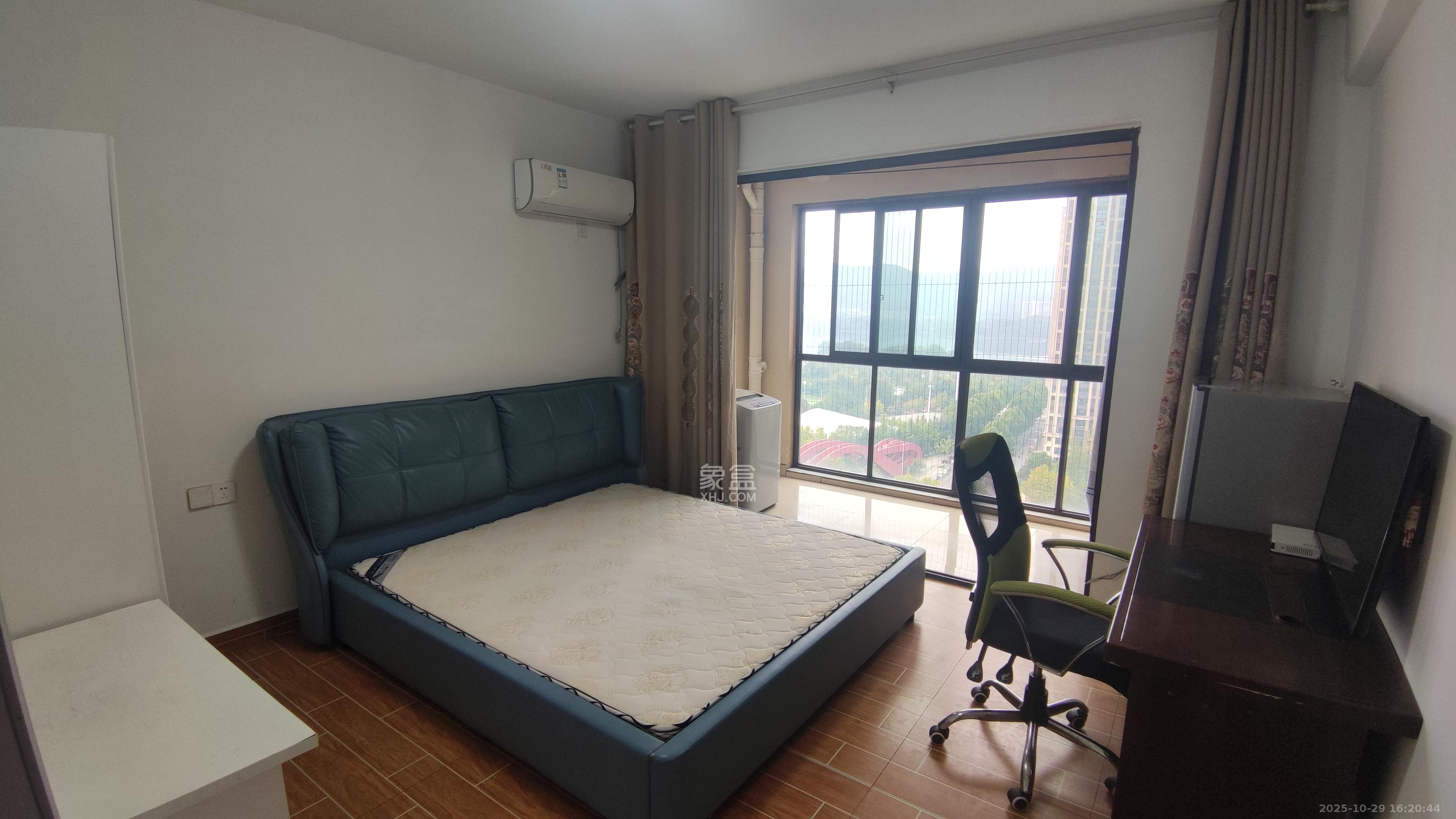 和泓梅溪四季  1室0厅1卫    900.0元/月