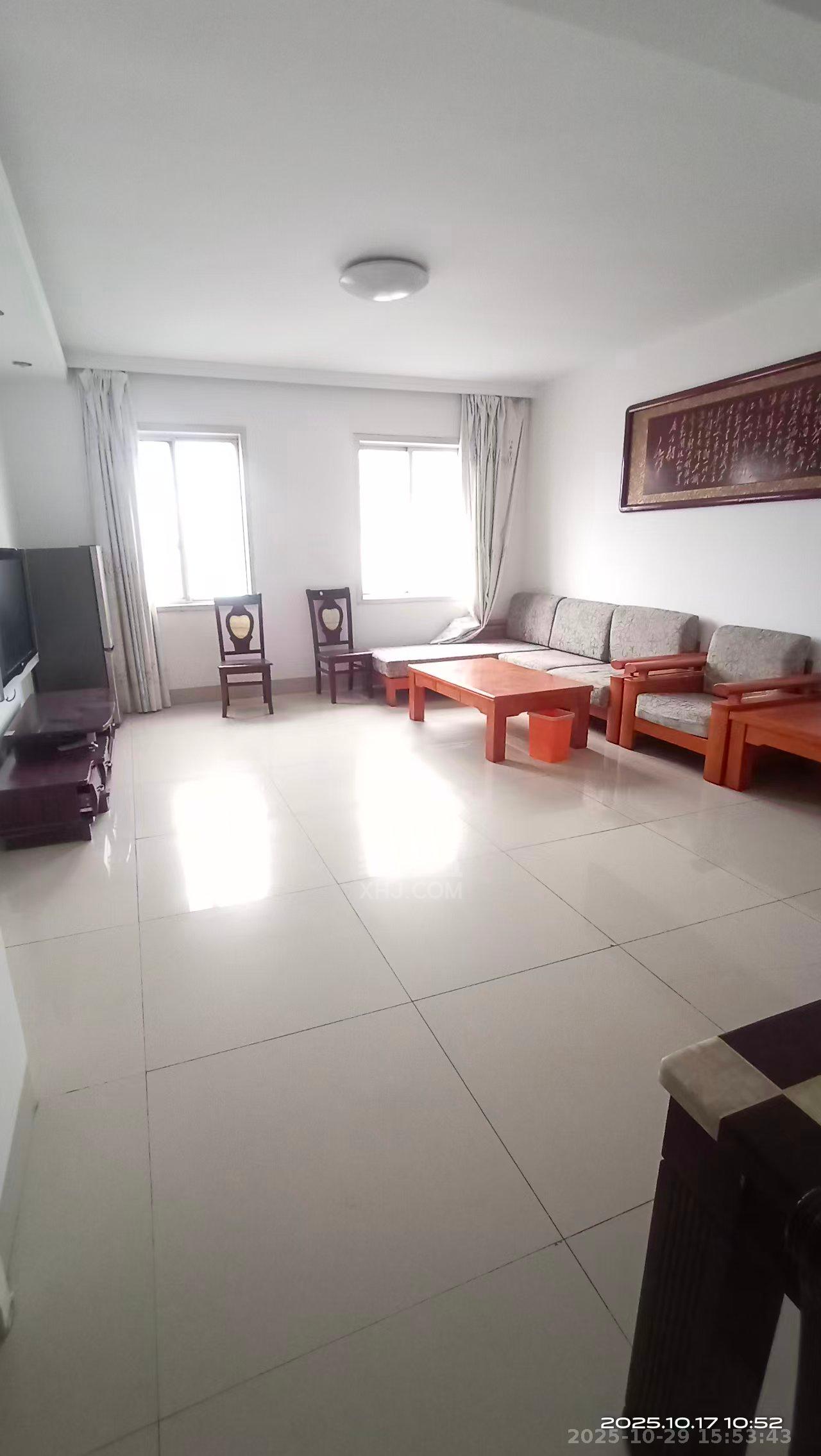 城南雅苑  4室2厅2卫    1400.0元/月 城南雅苑  4室2厅2卫    1400.0元/月室内图