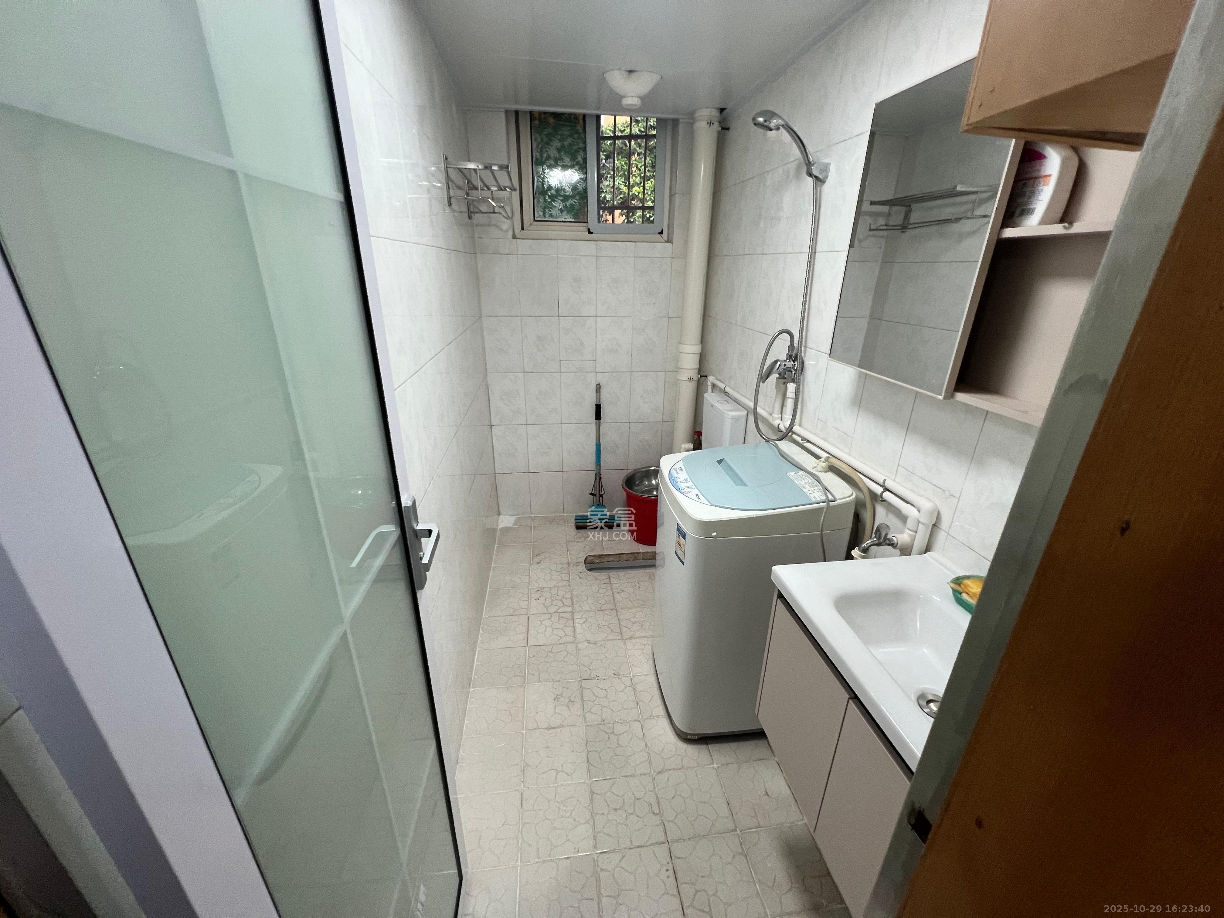 御景龙城  1室1厅1卫    1100.0元/月室内图