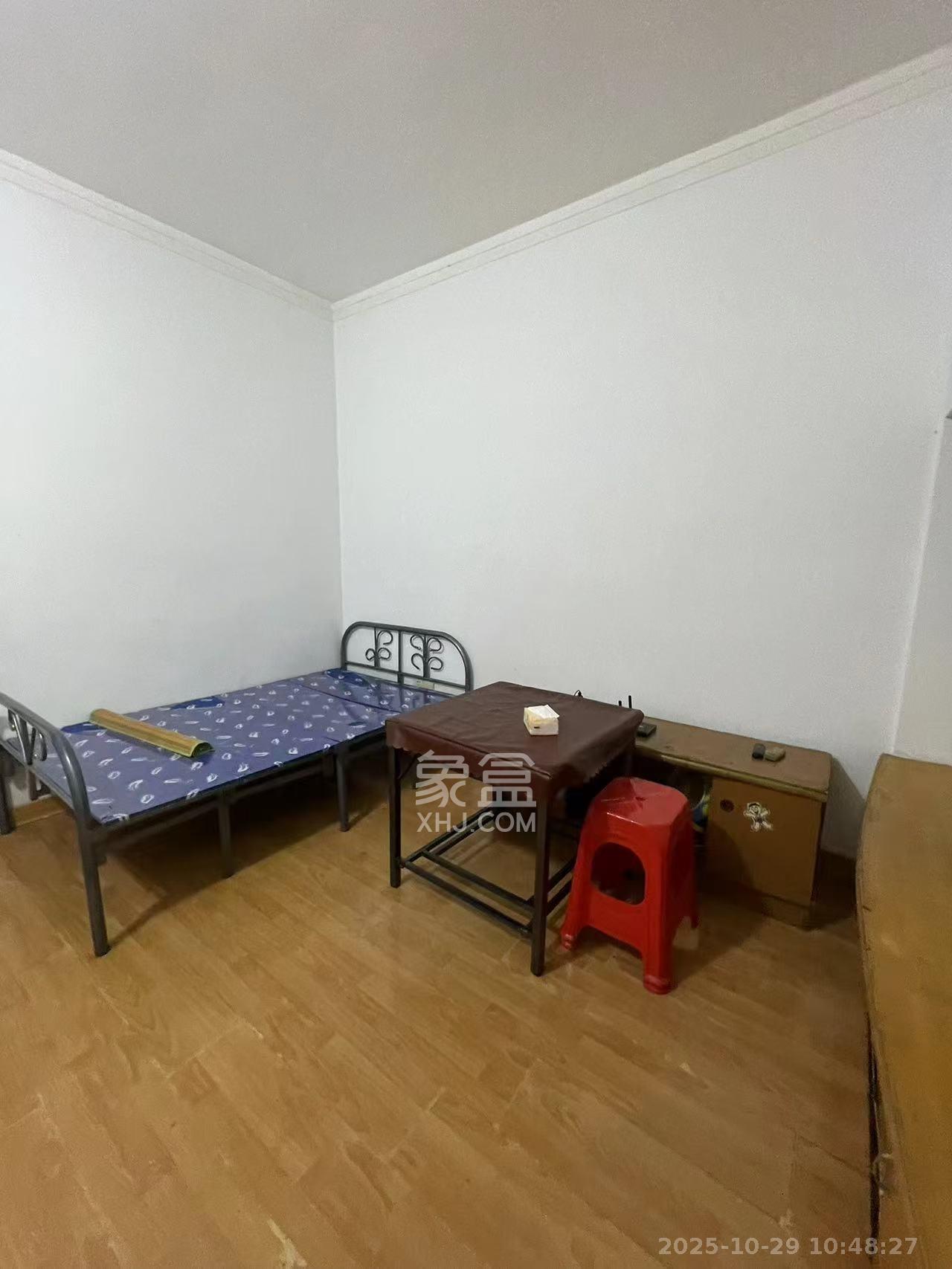 向韶村  2室2厅1卫    1500.0元/月 向韶村  2室2厅1卫    1500.0元/月室内图