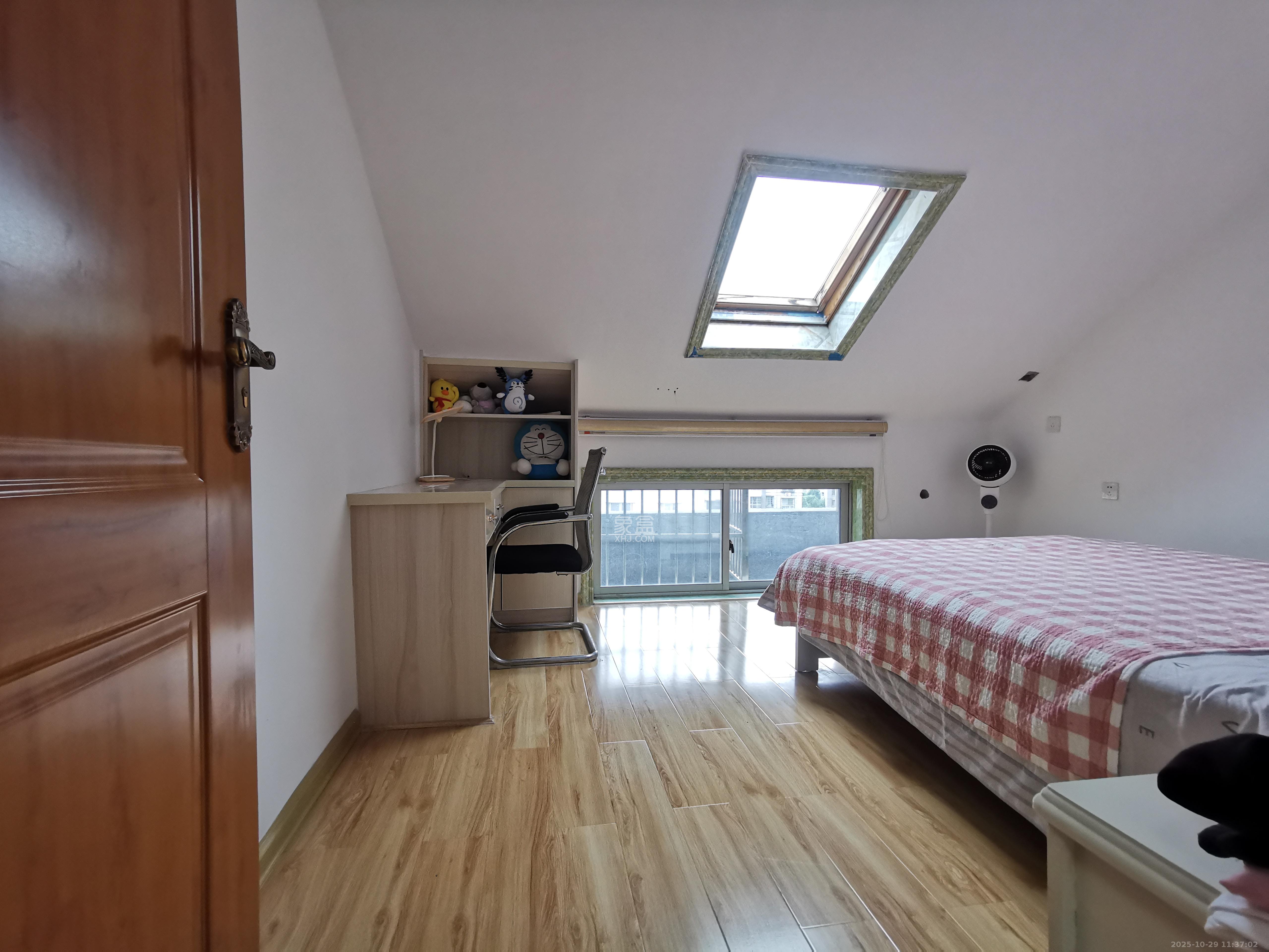 含浦家苑  4室2厅2卫    1680.0元/月室内图