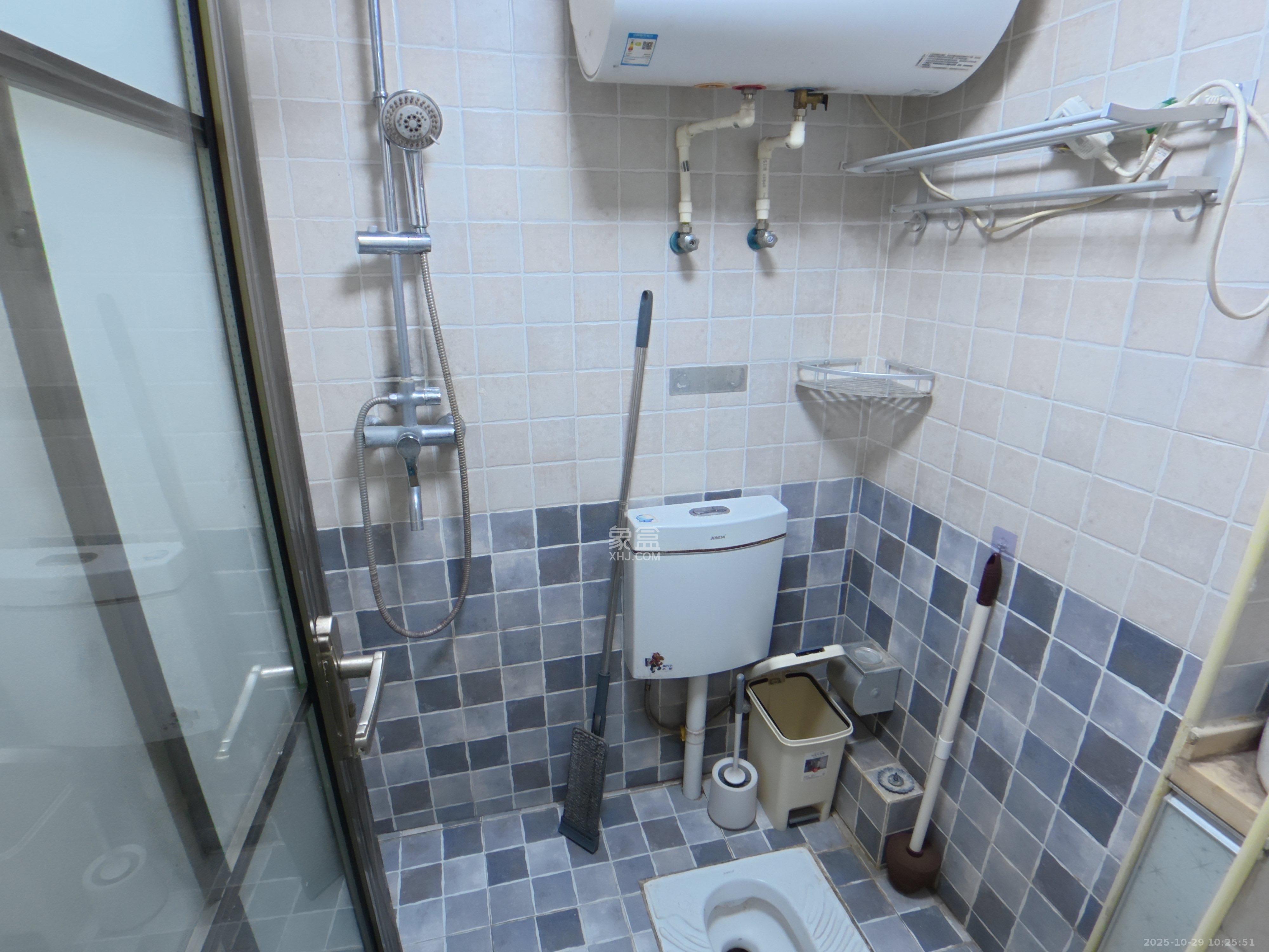 中建芙蓉嘉苑  1室1厅1卫    1200.0元/月室内图