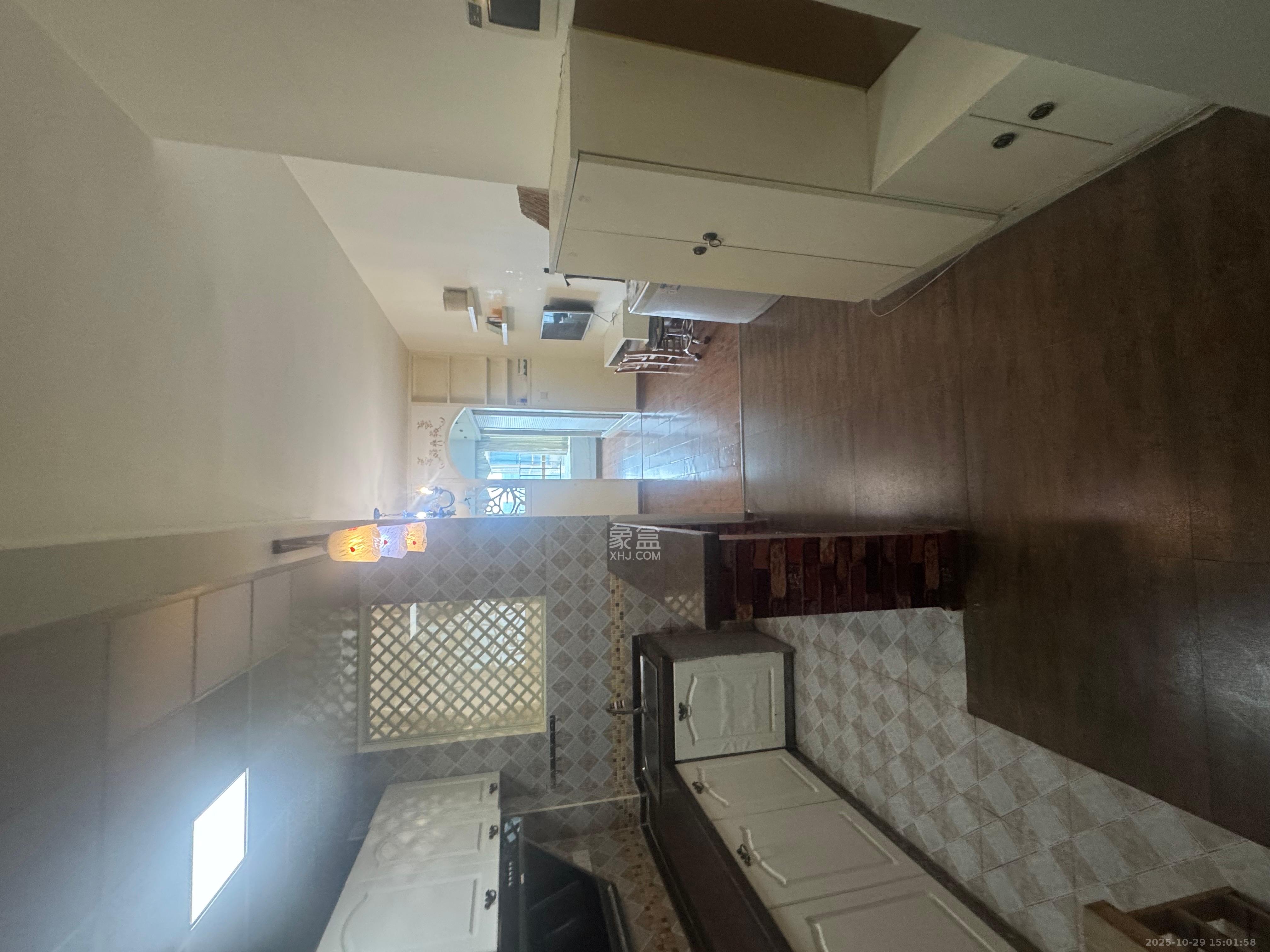 星尚520  1室0厅0卫    1700.0元/月 星尚520  1室0厅0卫    1700.0元/月