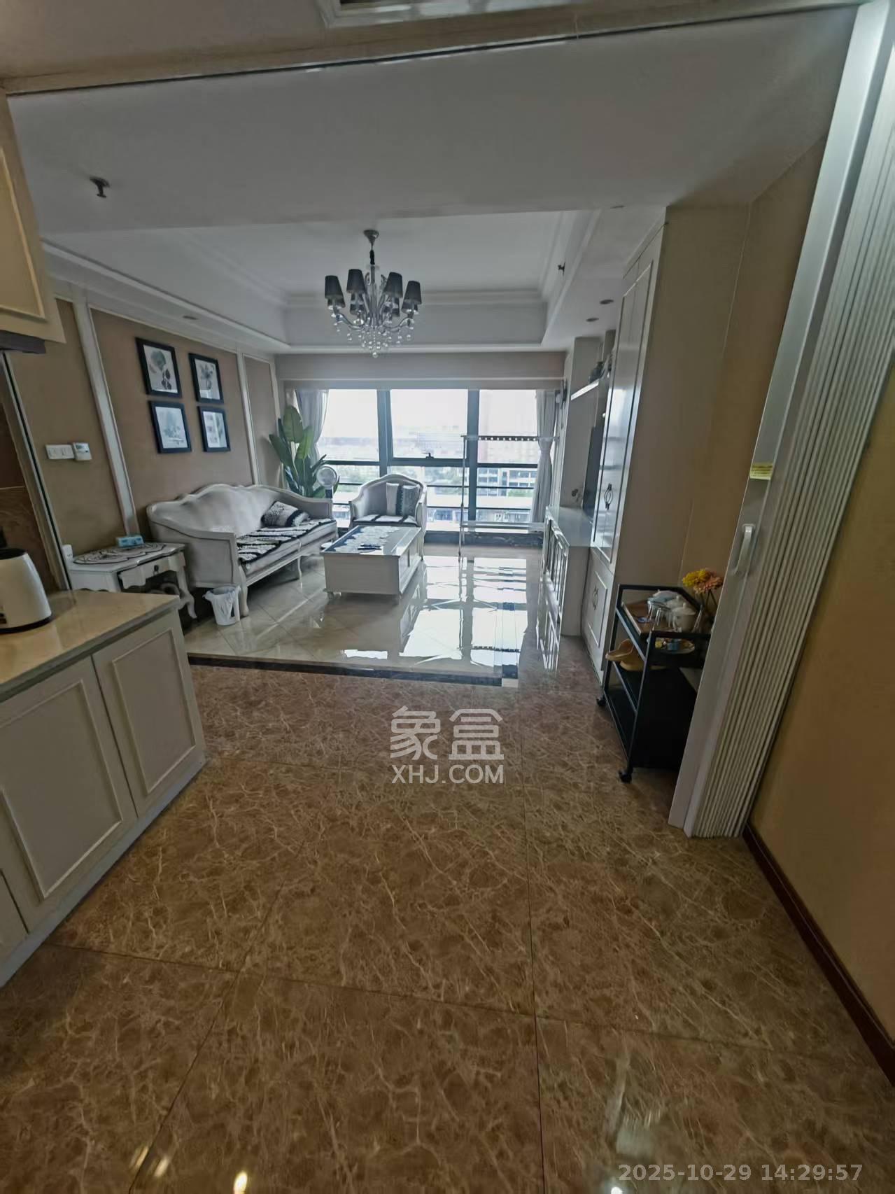 泊富公寓(泊富国际广场)  2室2厅1卫    3500.0元/月 泊富公寓(泊富国际广场)  2室2厅1卫    3500.0元/月室内图1