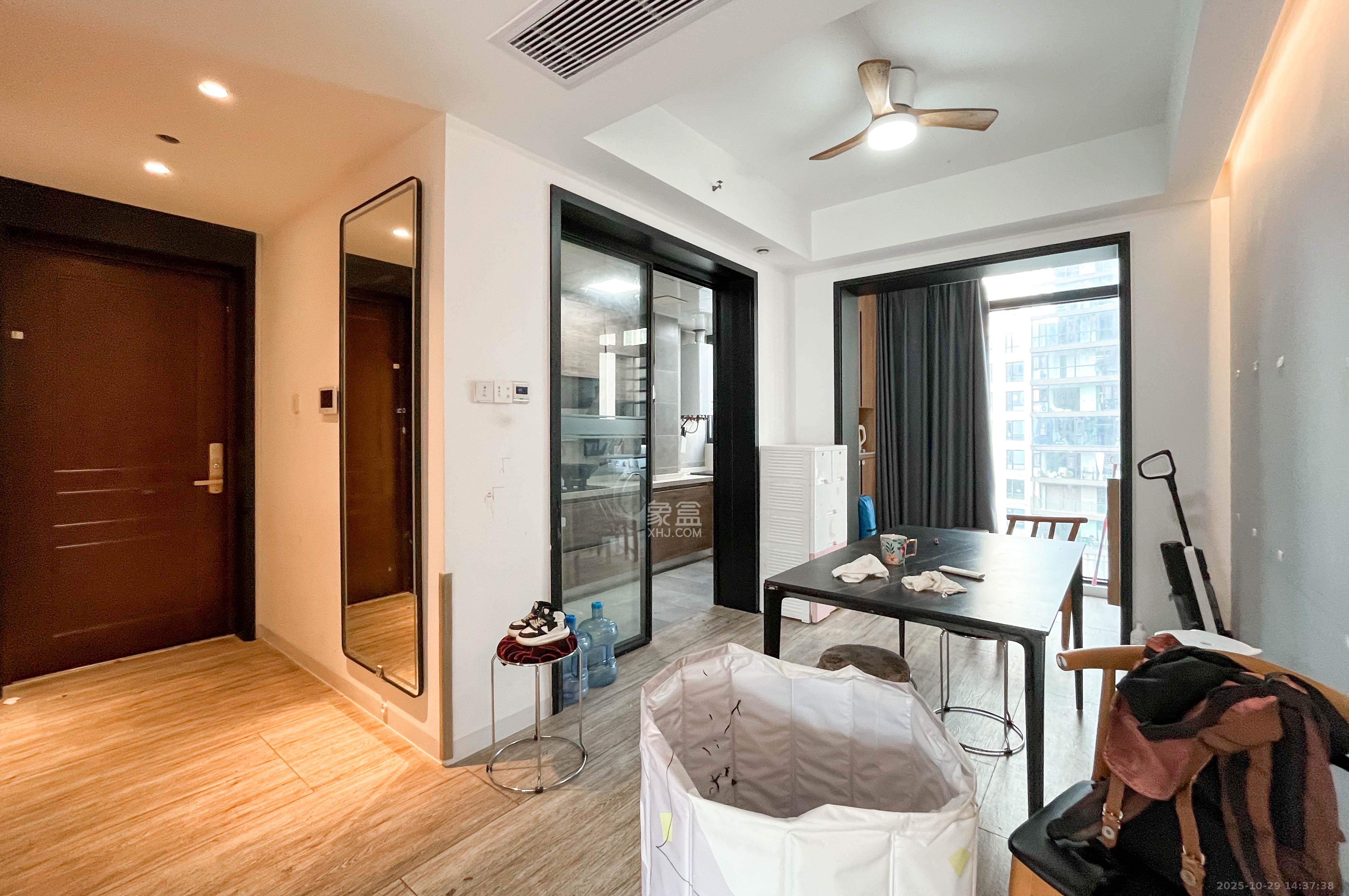 梅溪湖金茂湾  4室2厅2卫    168.0万其他