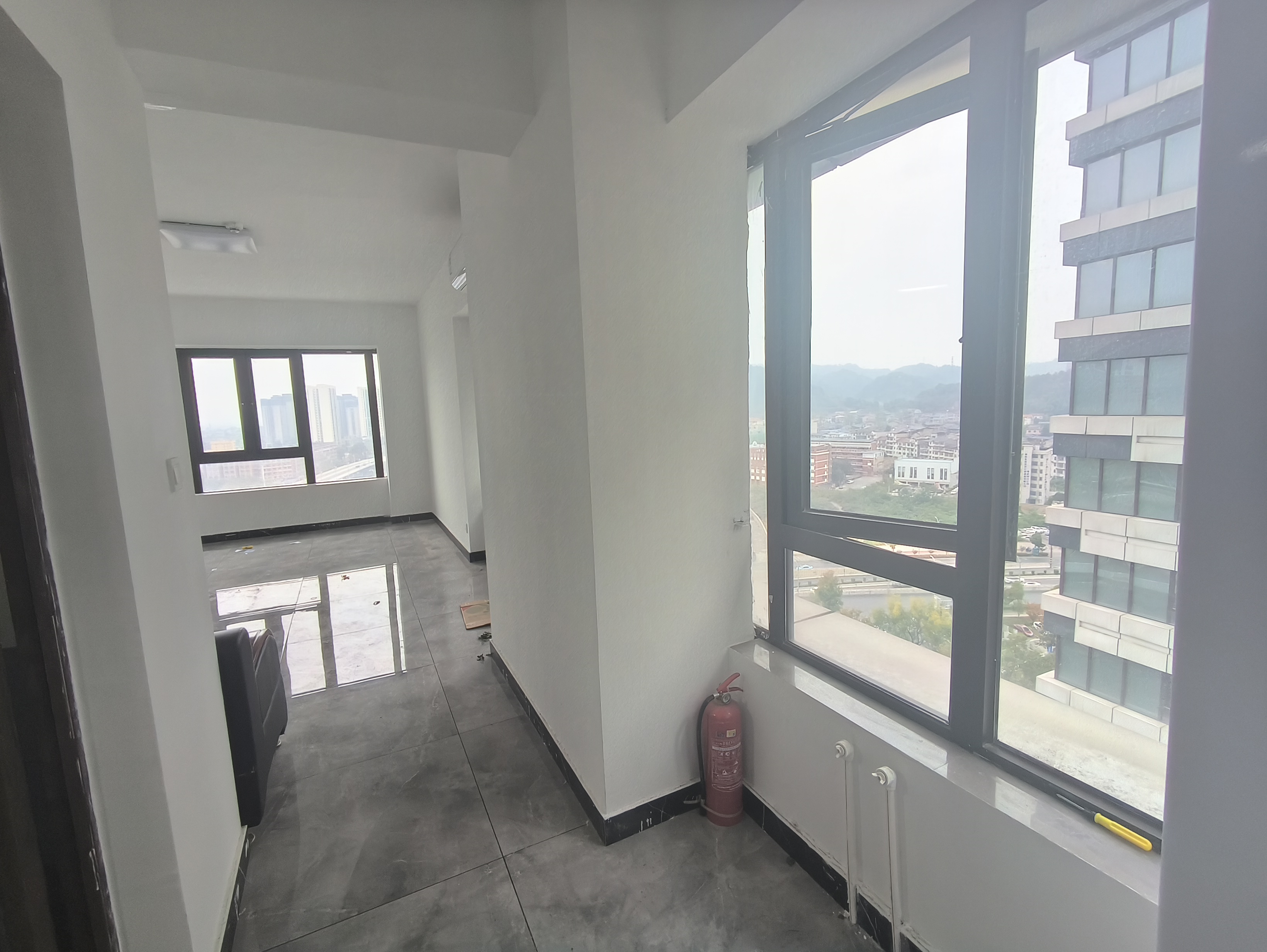 韦斯特城市花园  1室1厅1卫    1000.0元/月 韦斯特城市花园  1室1厅1卫    1000.0元/月室内图