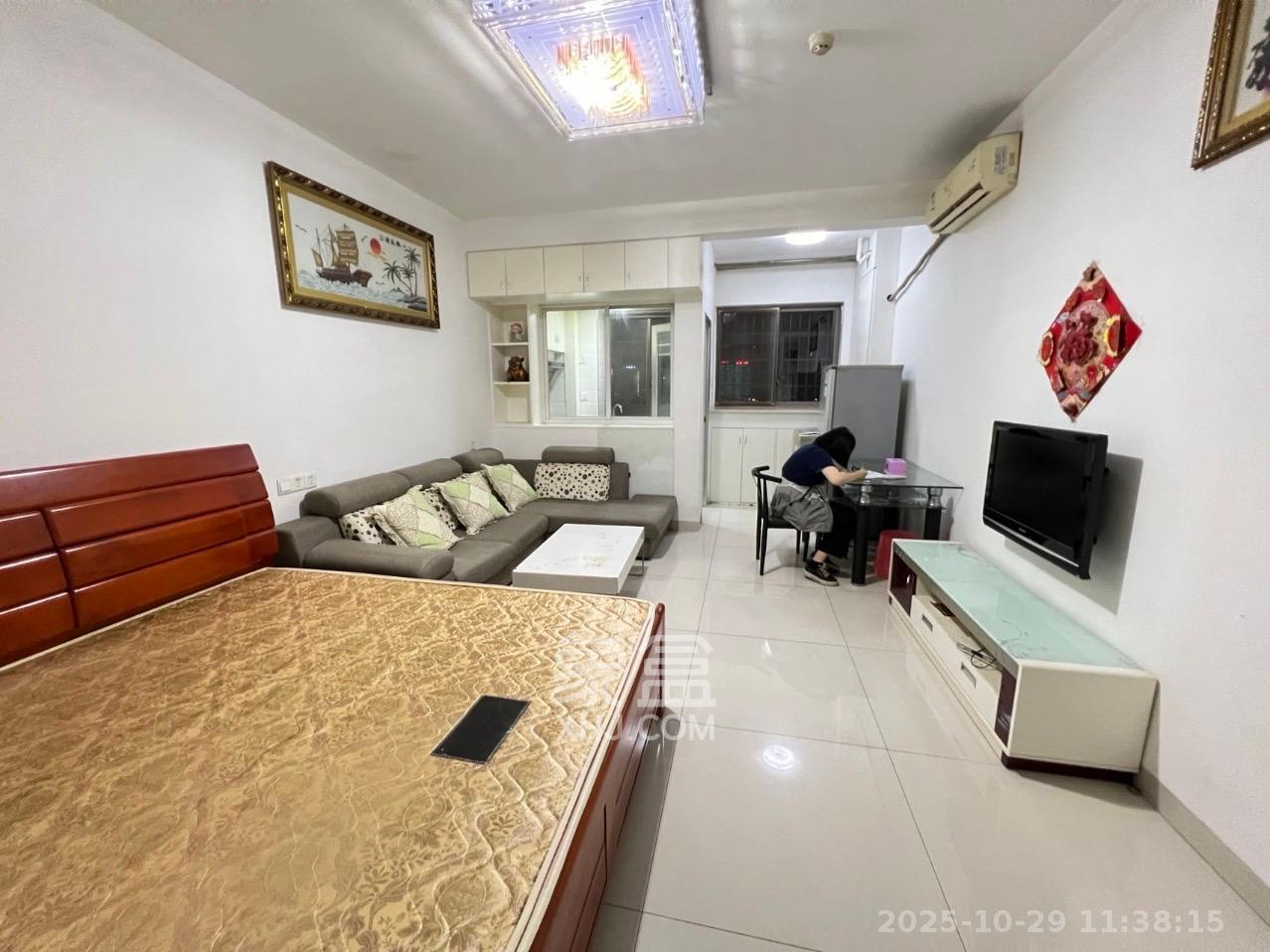 汇达国际公馆（汇达大厦）  1室0厅1卫    1300.0元/月室内图