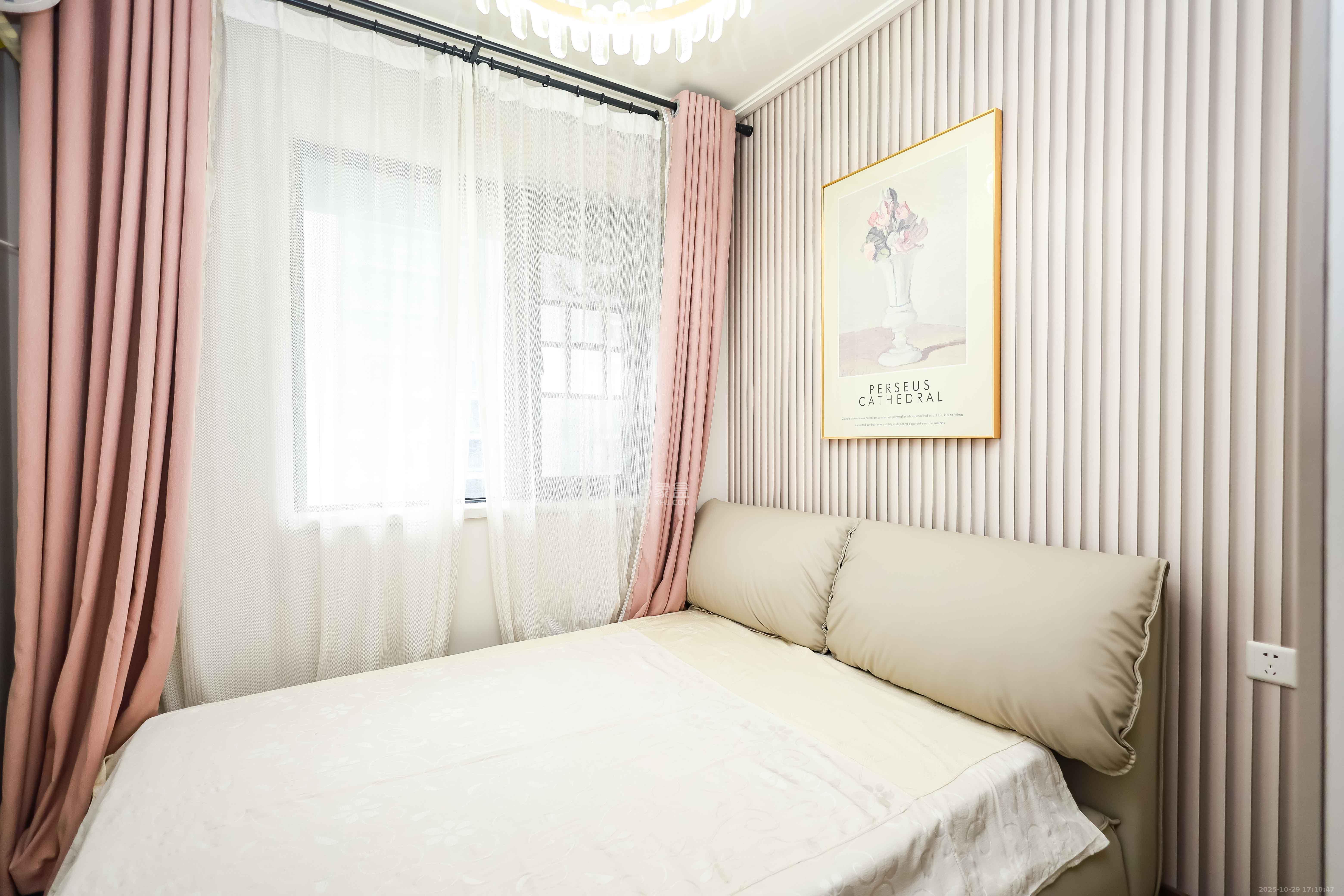 保利恒伟时光印象  4室2厅2卫    115.0万卧室