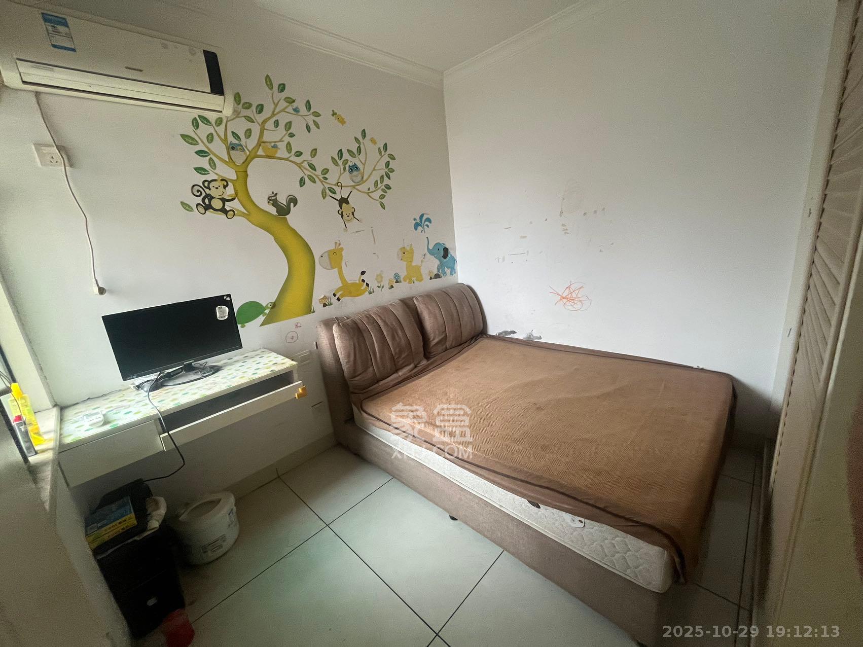 三江花中城  3室2厅2卫    2600.0元/月室内图