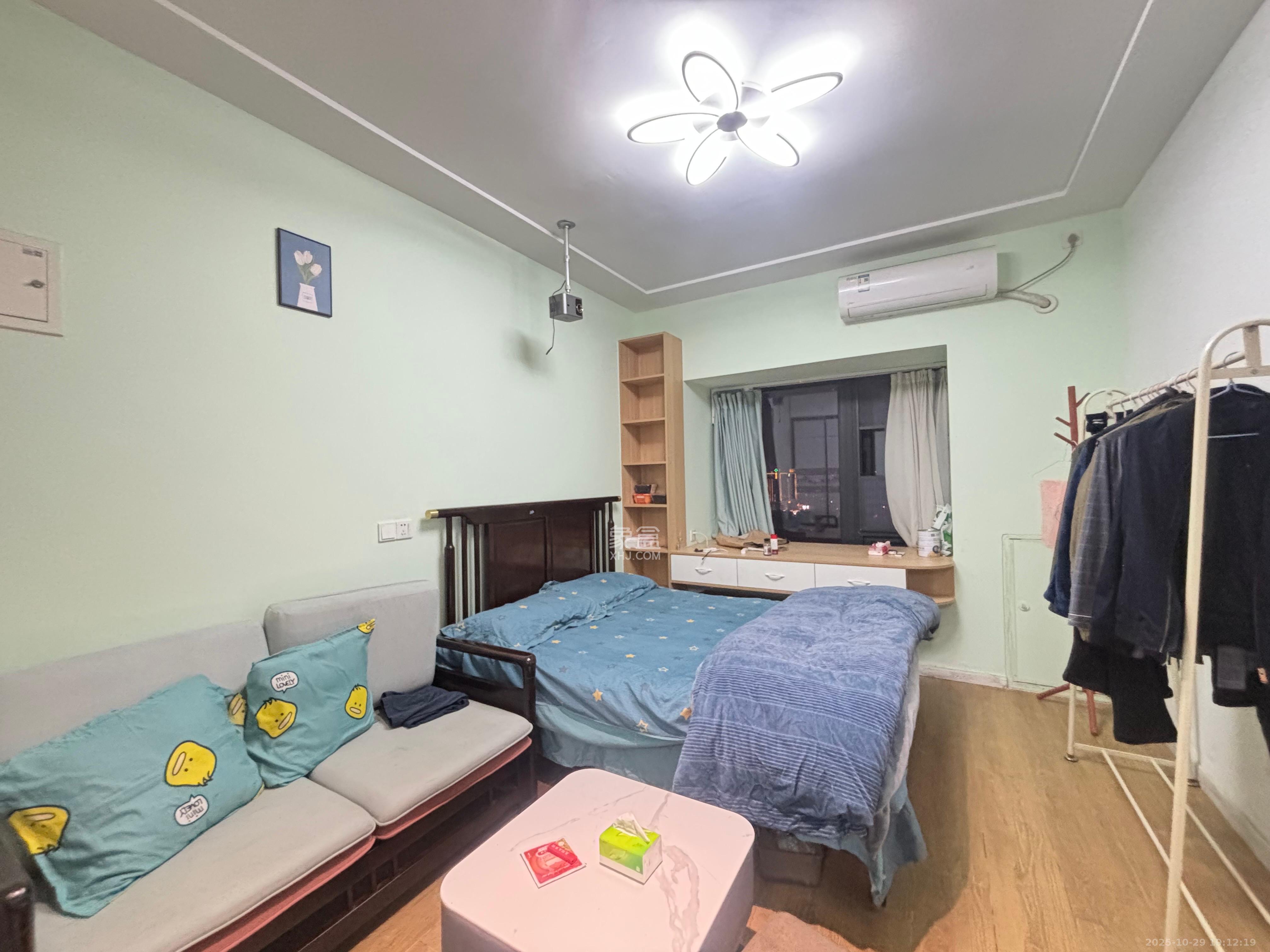 碧桂园城市之光  1室1厅1卫    1500.0元/月室内图