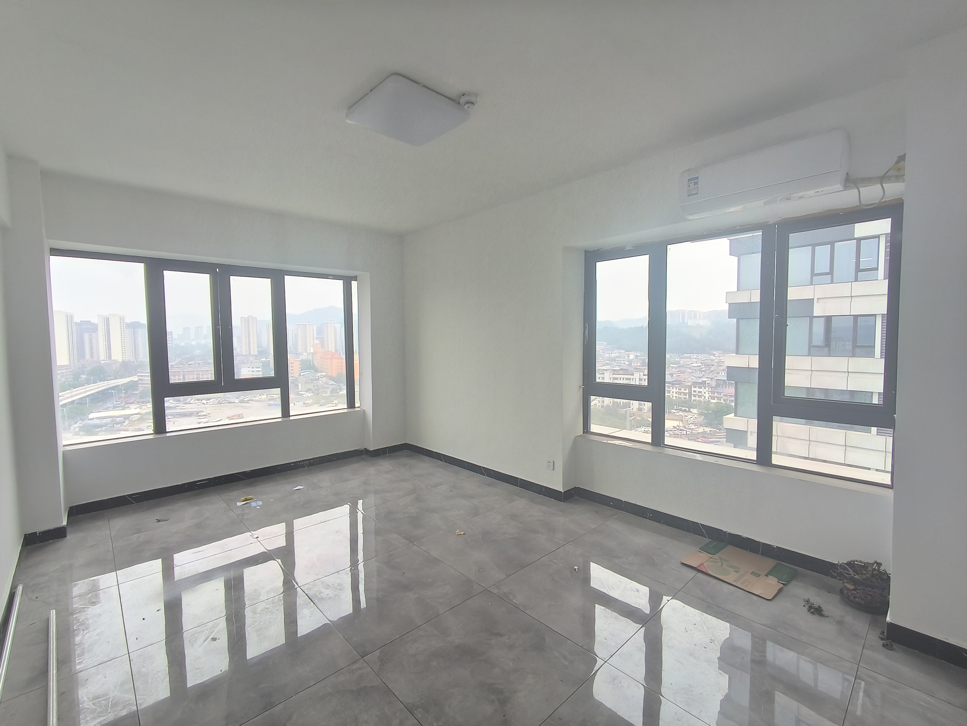 韦斯特城市花园  1室1厅1卫    1000.0元/月 韦斯特城市花园  1室1厅1卫    1000.0元/月室内图