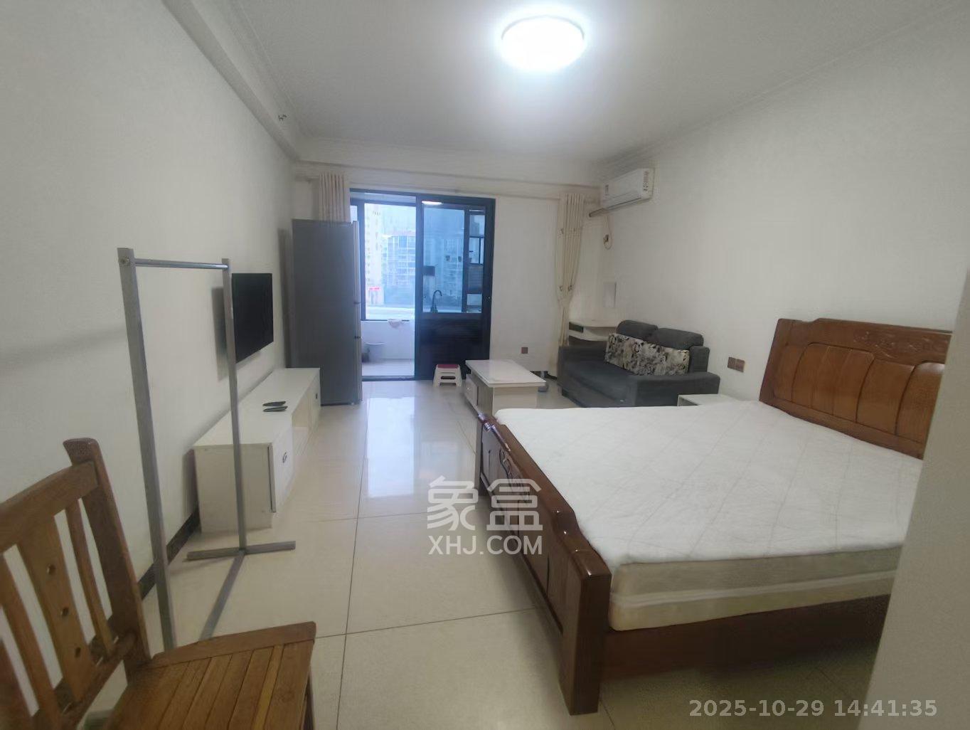 天鸿天府(天鸿中央大院)  1室1厅1卫    1500.0元/月 天鸿天府(天鸿中央大院)  1室1厅1卫    1500.0元/月室内图