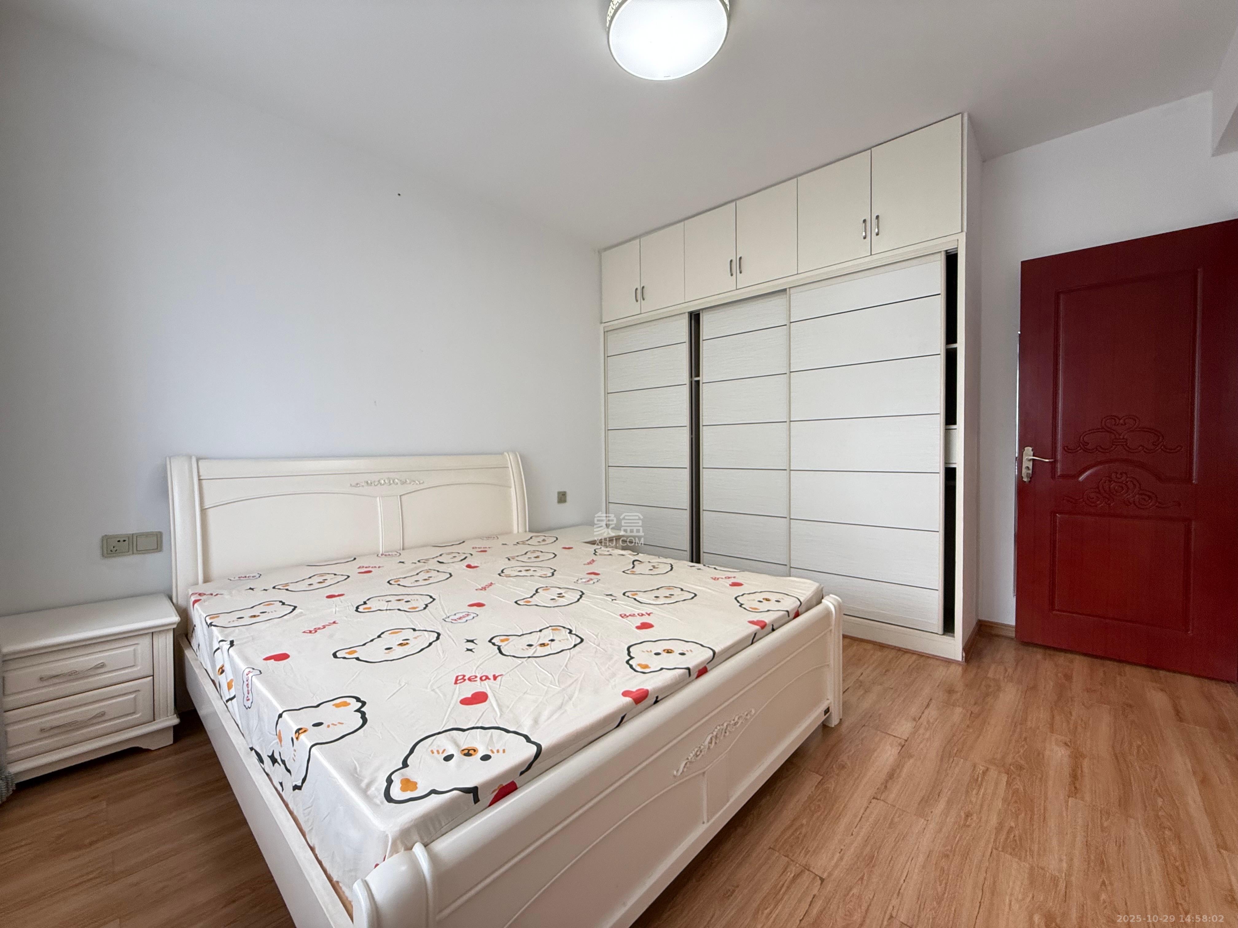 凯轩云顶  2室2厅1卫    2400.0元/月 凯轩云顶  2室2厅1卫    2400.0元/月室内图