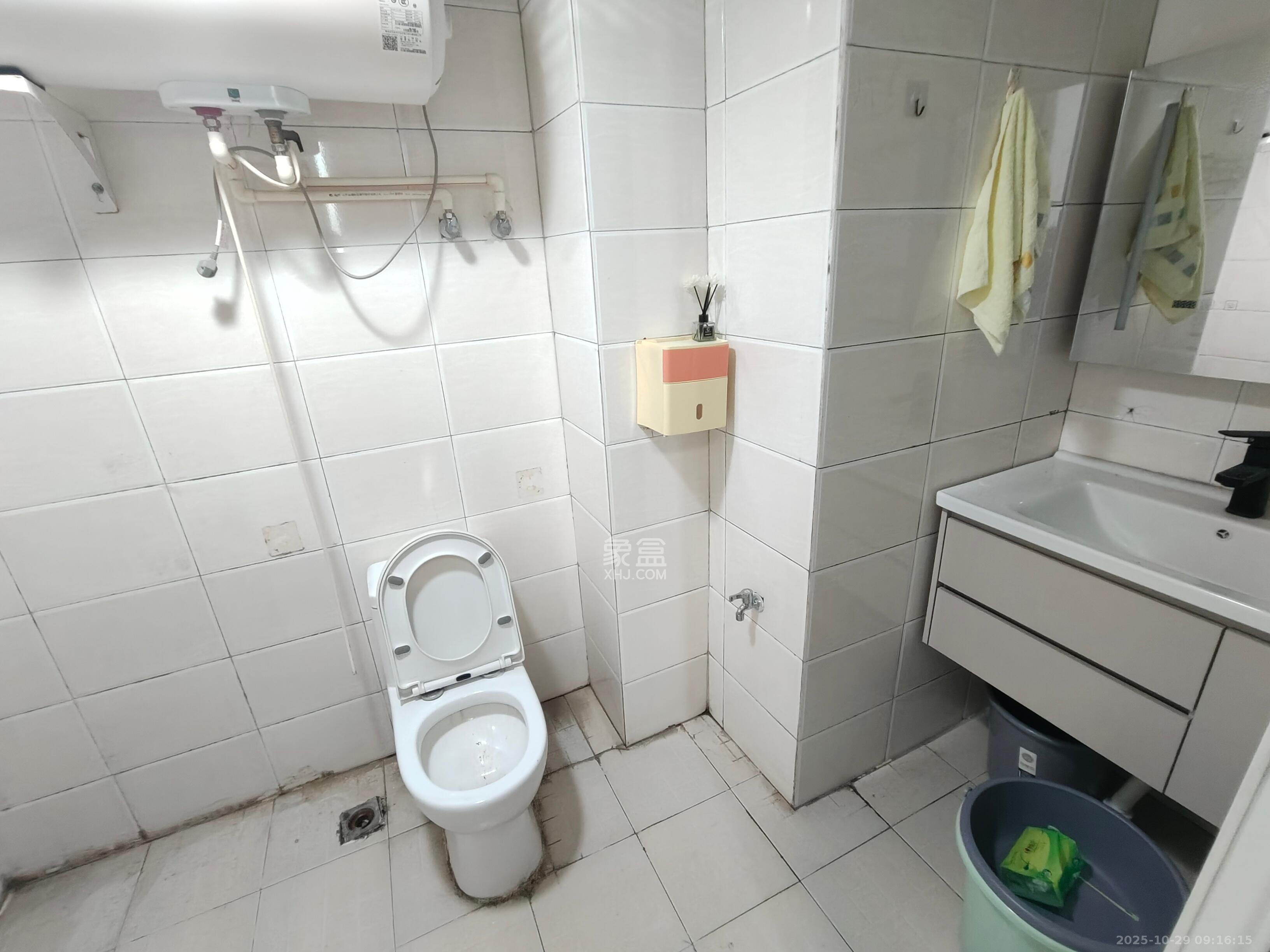 融圣国际  1室1厅1卫    1700.0元/月室内图