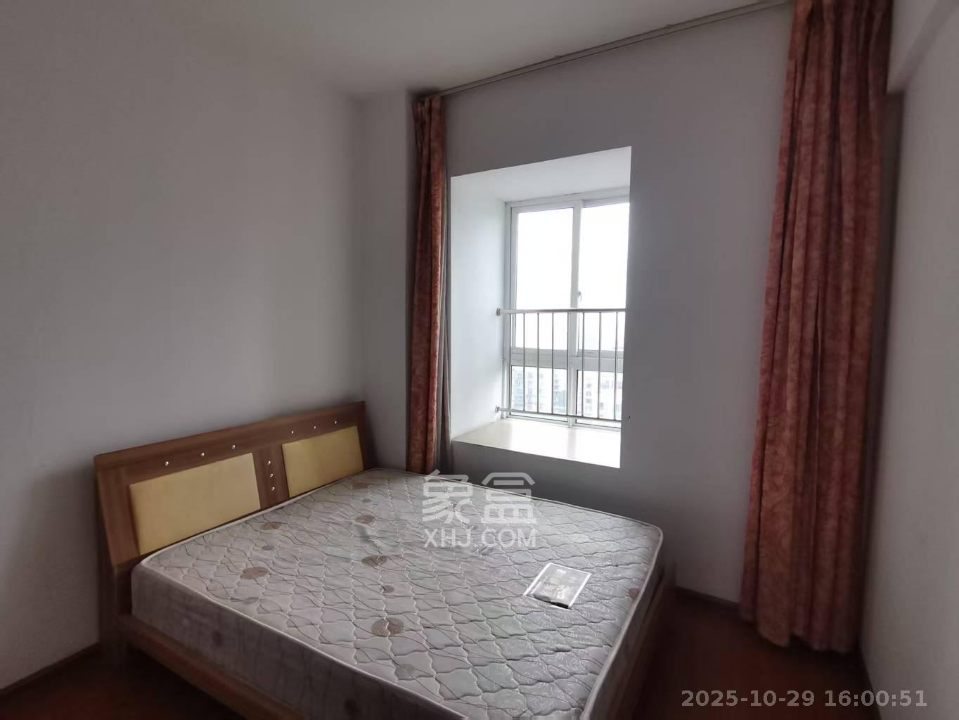 上河国际C区  3室1厅2卫    2500.0元/月室内图