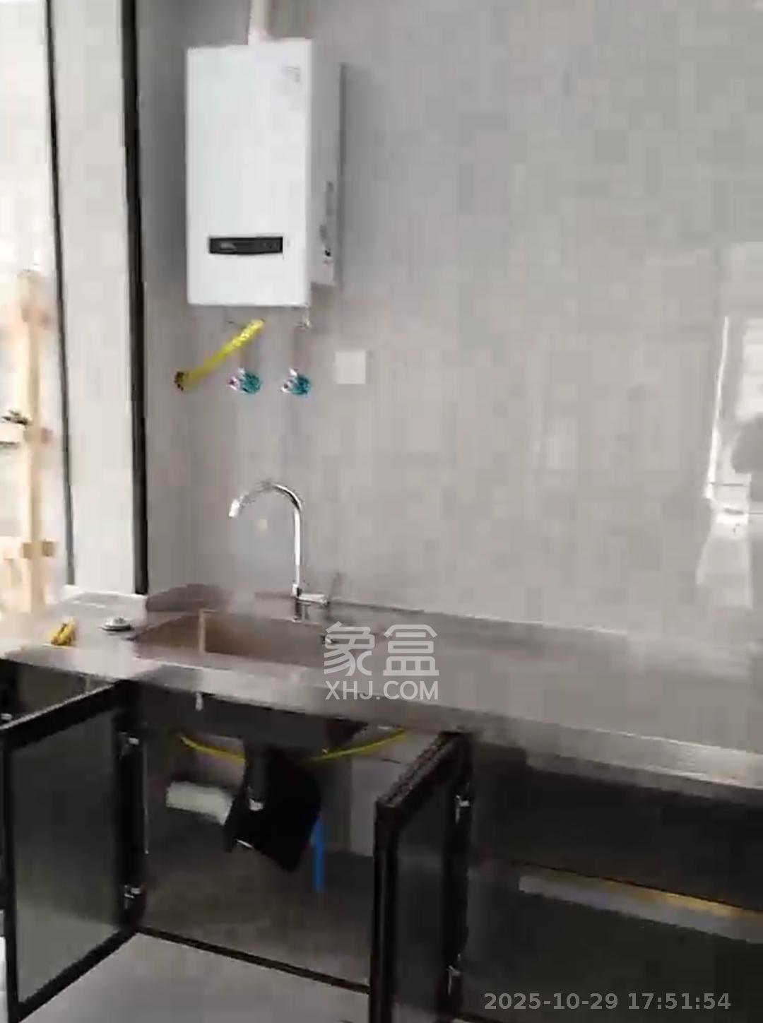 惟智园安置小区  2室2厅1卫    2000.0元/月 惟智园安置小区  2室2厅1卫    2000.0元/月室内图