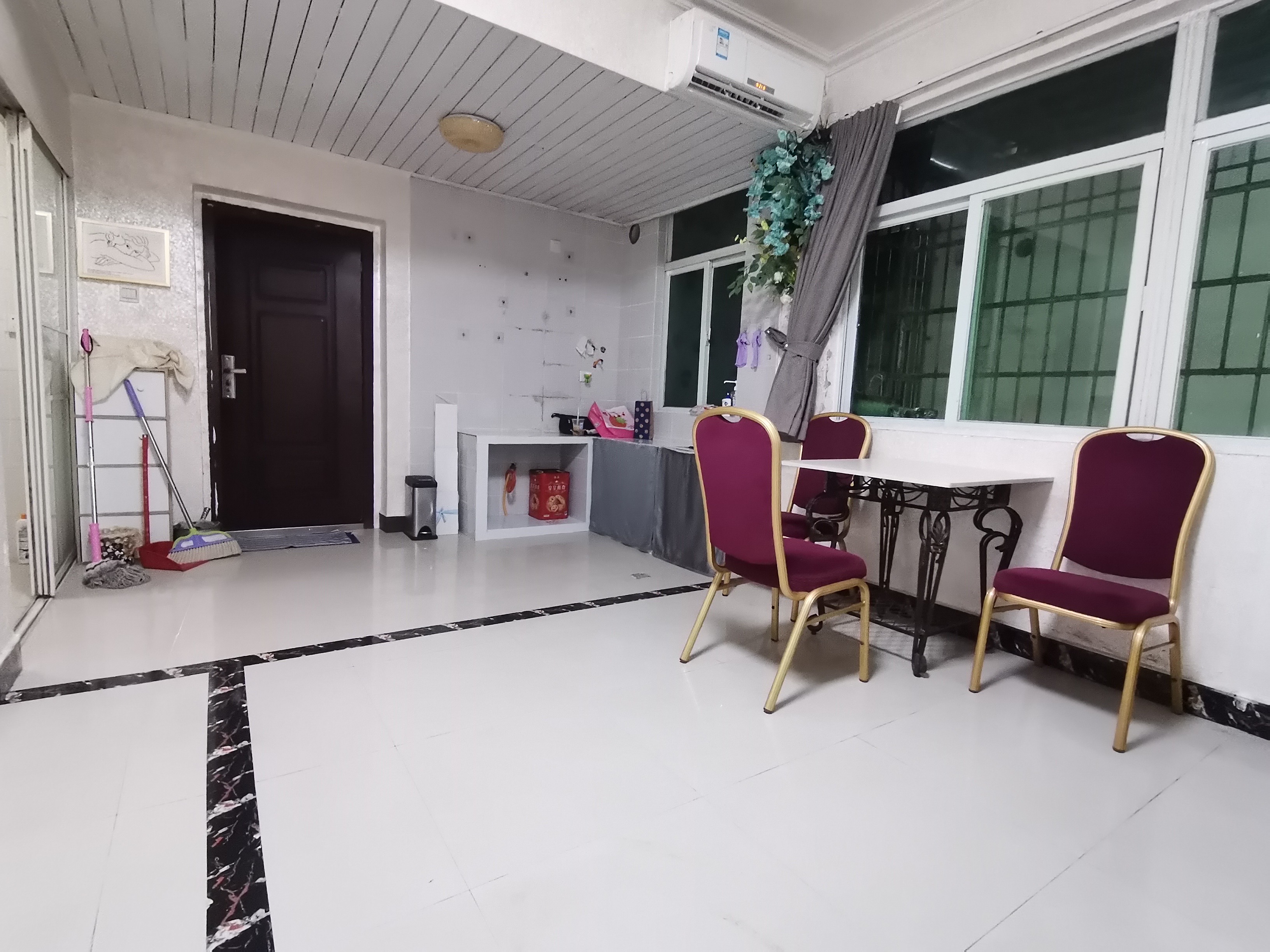 财运大厦 1室0厅1卫 1000.0元/月 财运大厦 1室0厅1卫 1000.0元/月室内图