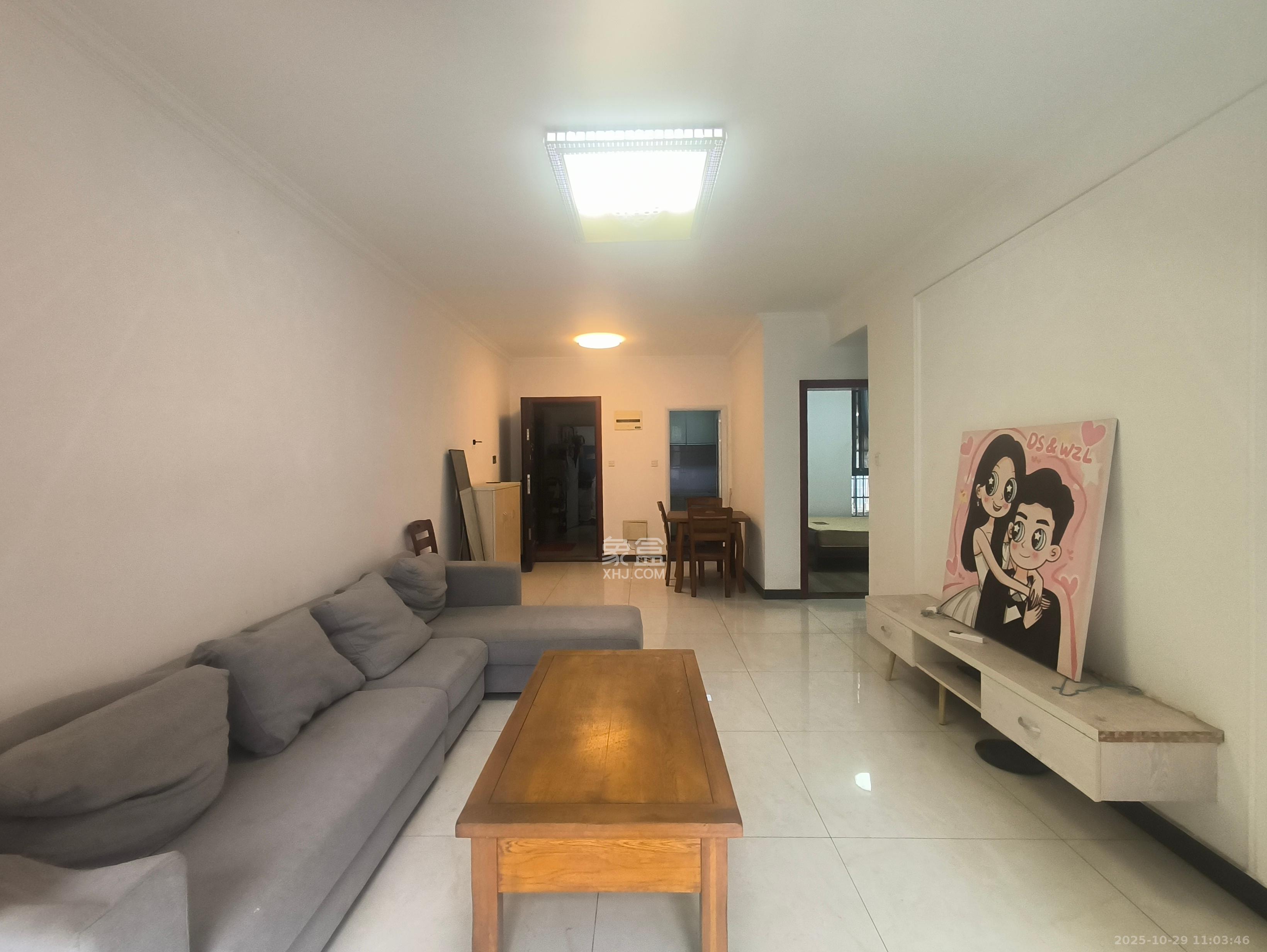 协信星澜汇  2室2厅1卫    2400.0元/月室内图