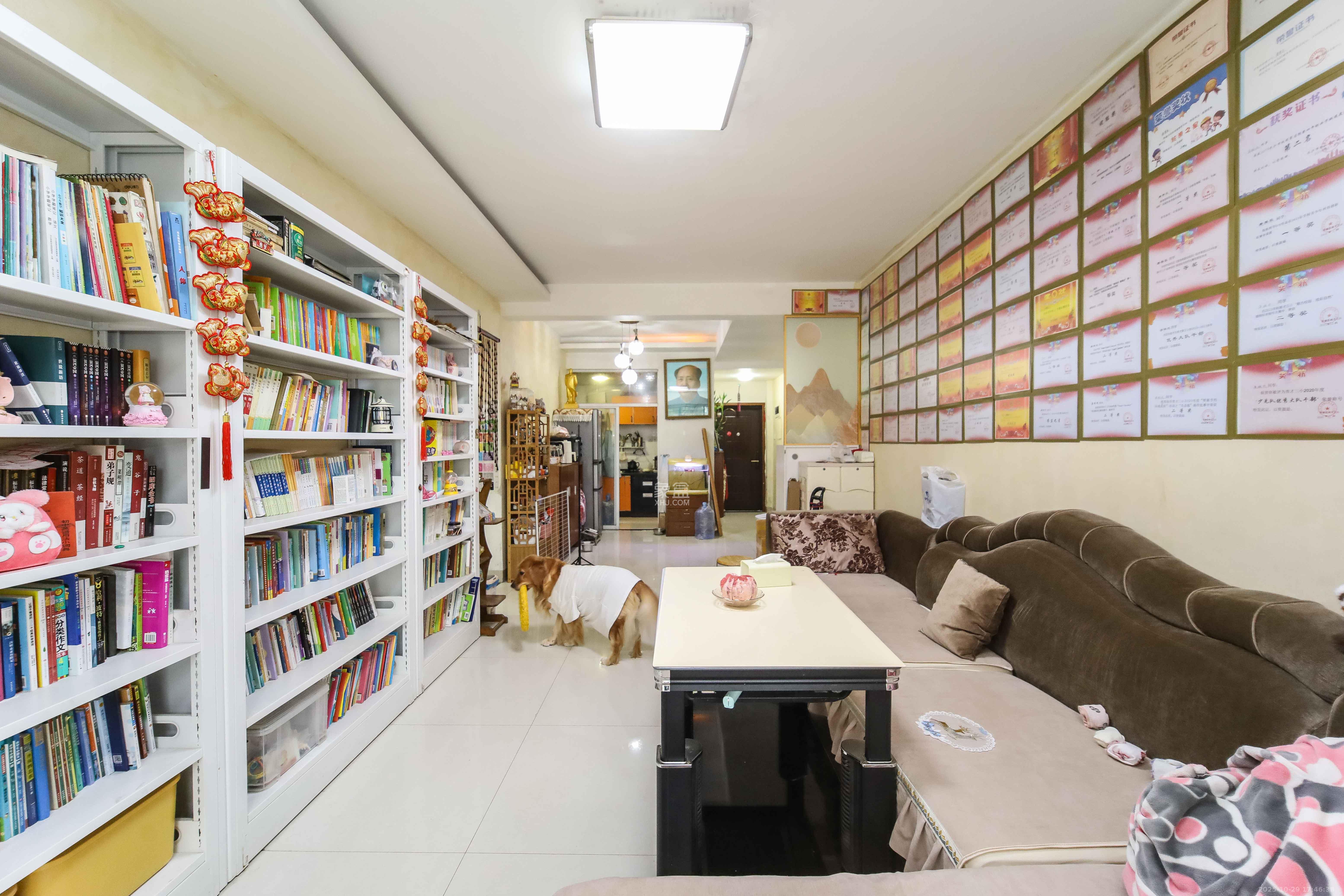 凯乐湘园 2室2厅1卫 64.0万 凯乐湘园 2室2厅1卫 64.0万客厅