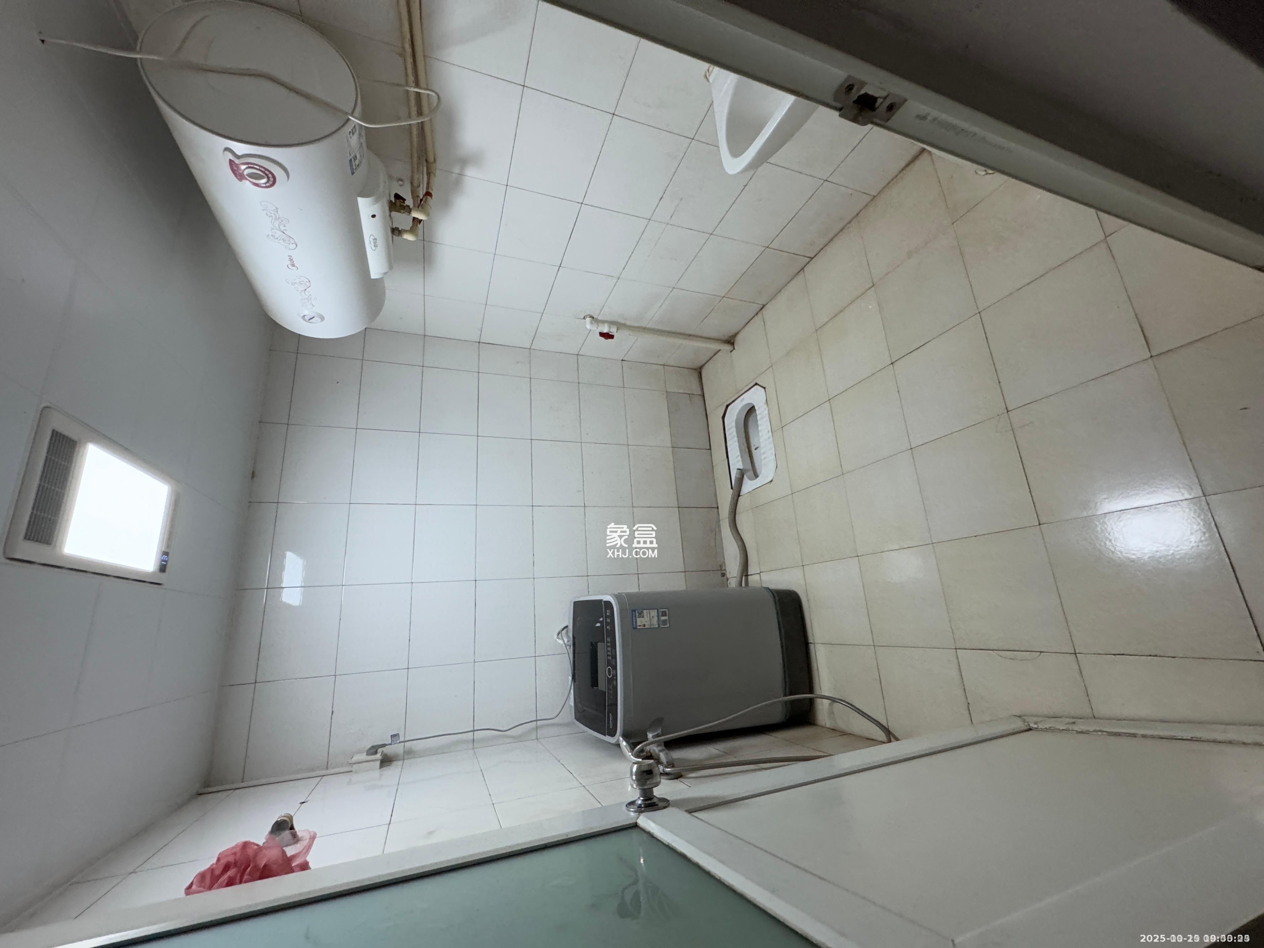 山水湾 1室0厅0卫 500.0元/月 山水湾 1室0厅0卫 500.0元/月室内图