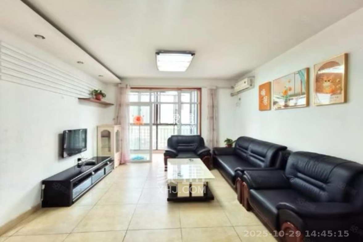 山语城一期  2室2厅1卫    1600.0元/月 山语城一期  2室2厅1卫    1600.0元/月室内图1