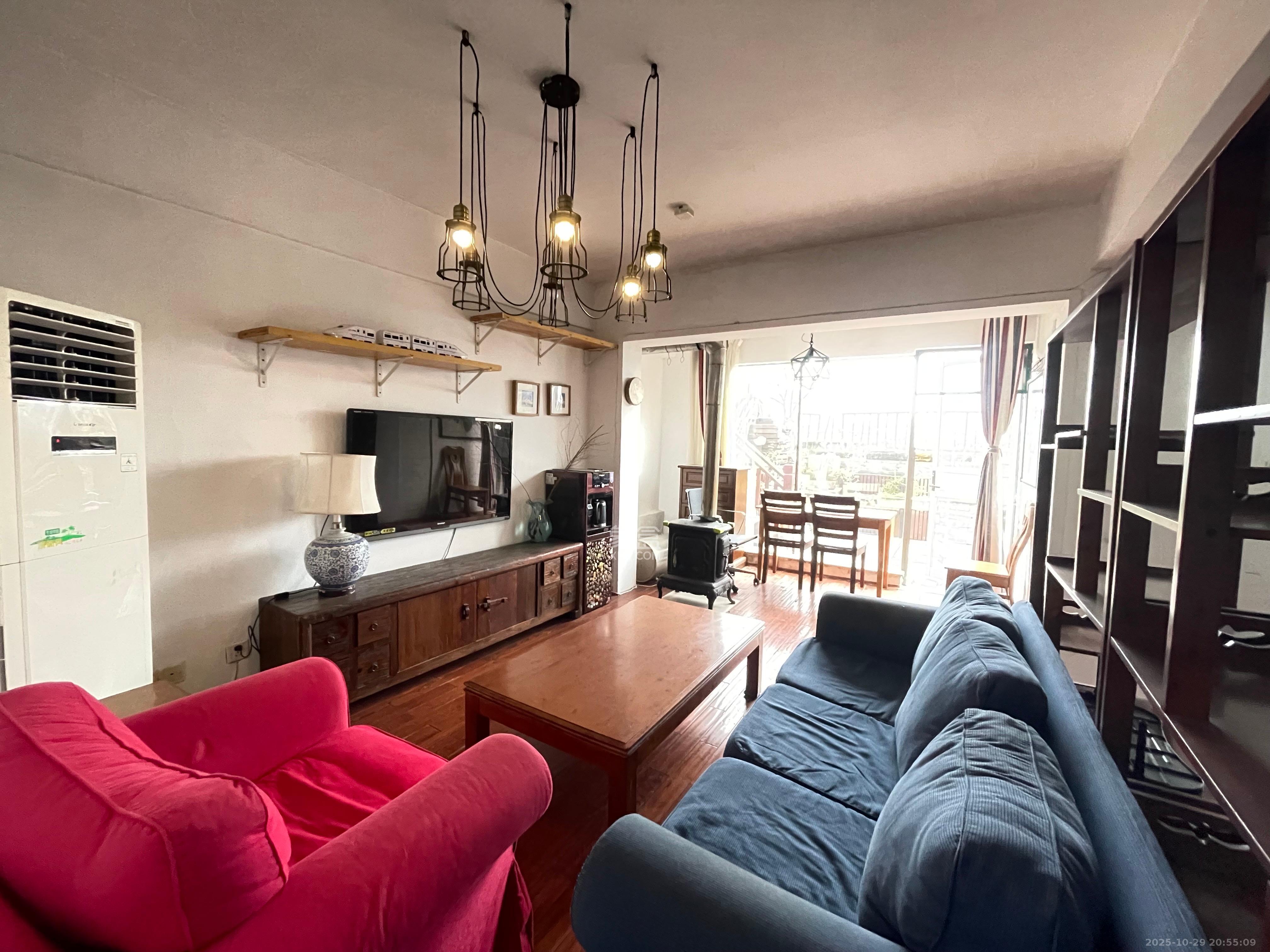 共和世家  2室2厅1卫    3500.0元/月 共和世家  2室2厅1卫    3500.0元/月