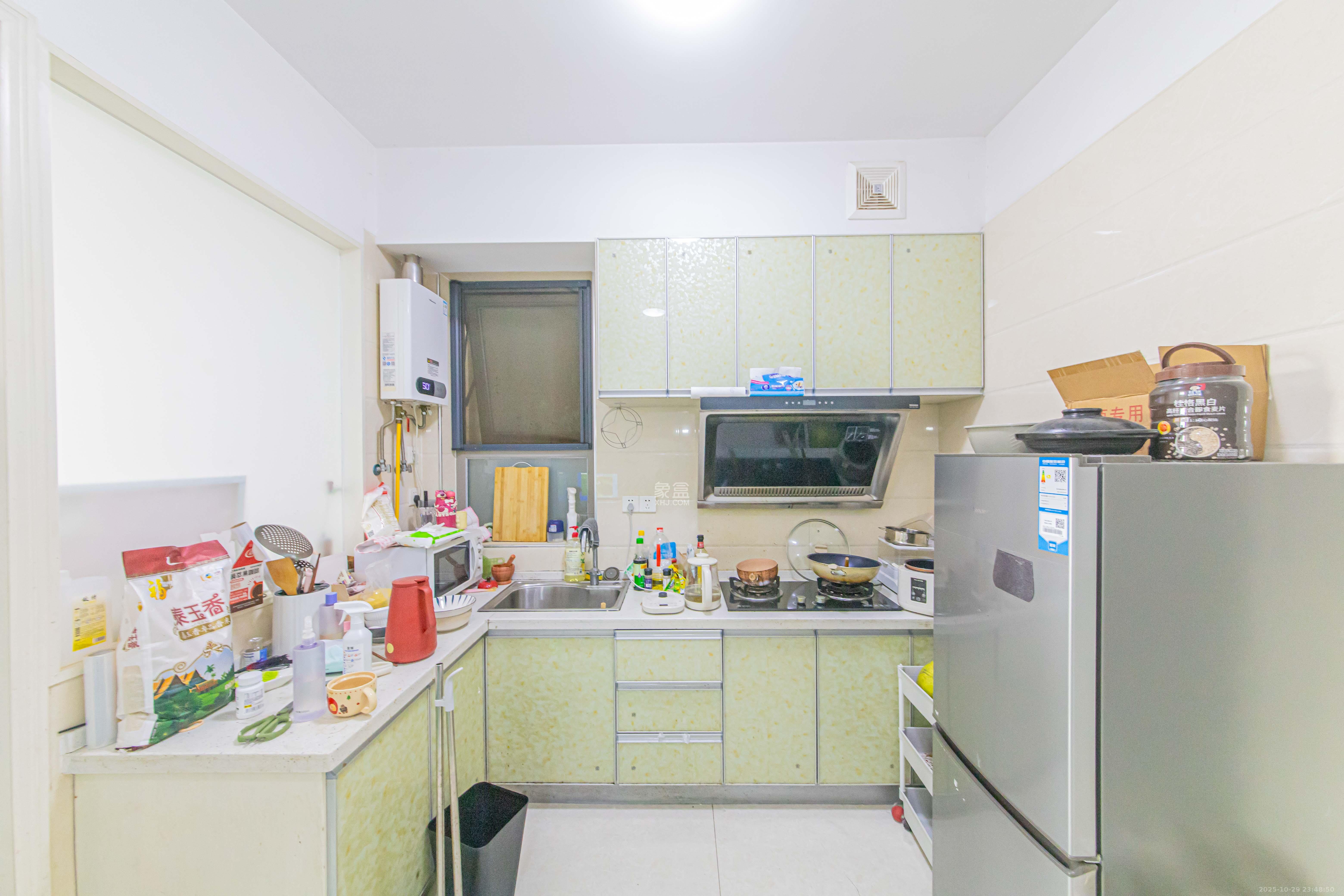 怡海星城  1室1厅1卫    29.0万厨房