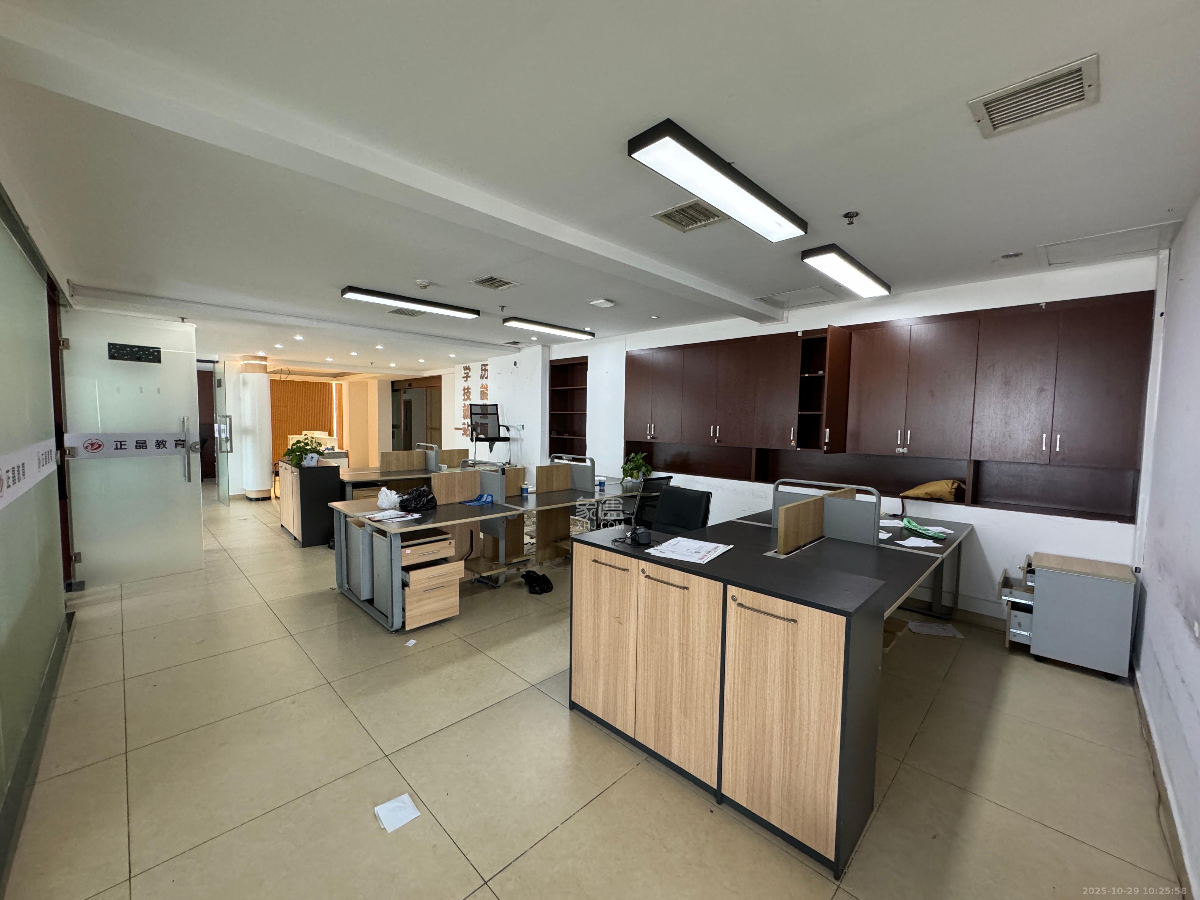 湘域相遇 1室1厅0卫 12000.0元/月 湘域相遇 1室1厅0卫 12000.0元/月室内图