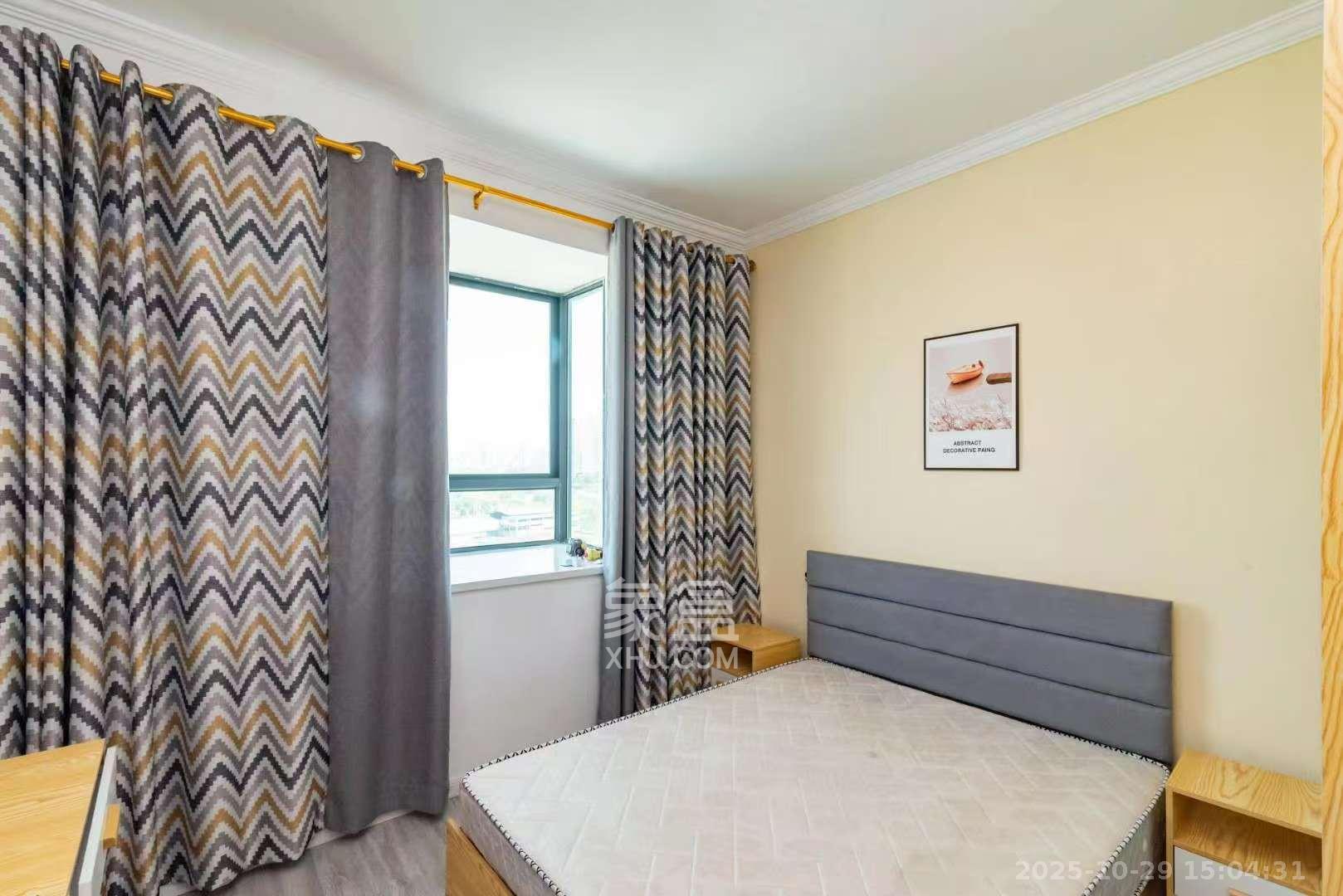 申湘宽境  3室2厅2卫    1900.0元/月室内图