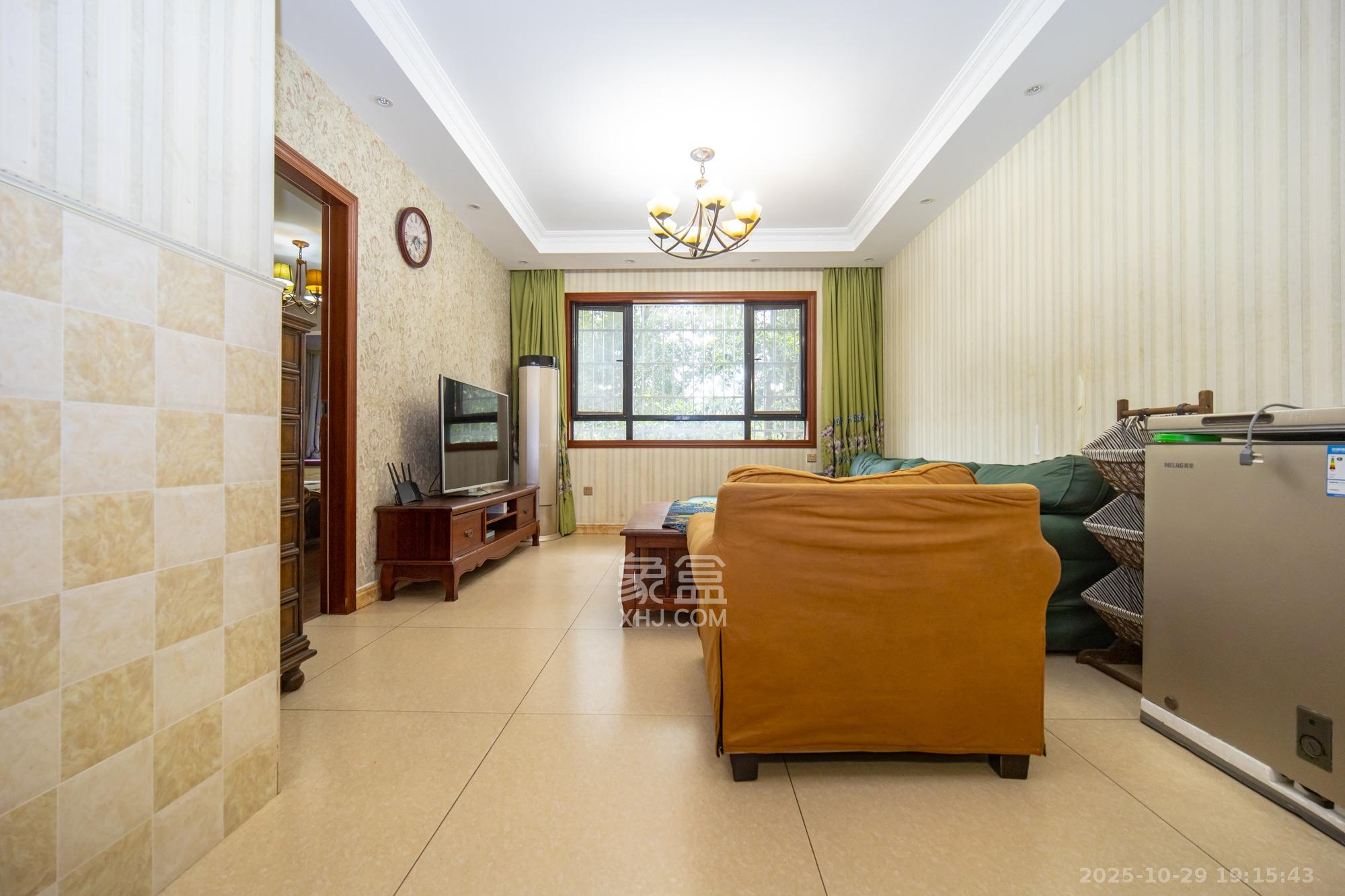 长大卧琥  3室2厅2卫    93.0万 长大卧琥  3室2厅2卫    93.0万